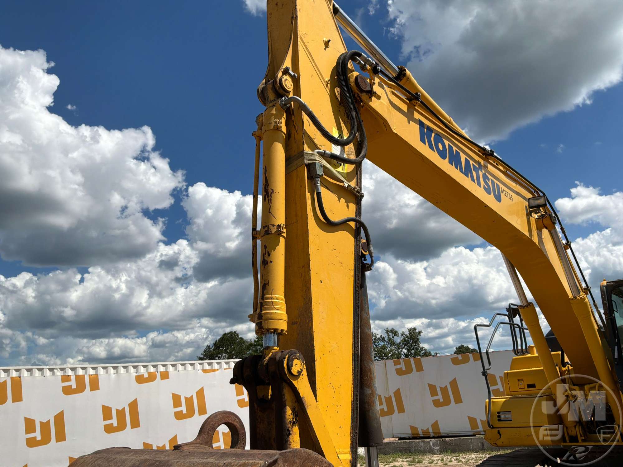 2019 Komatsu PC210LC-11