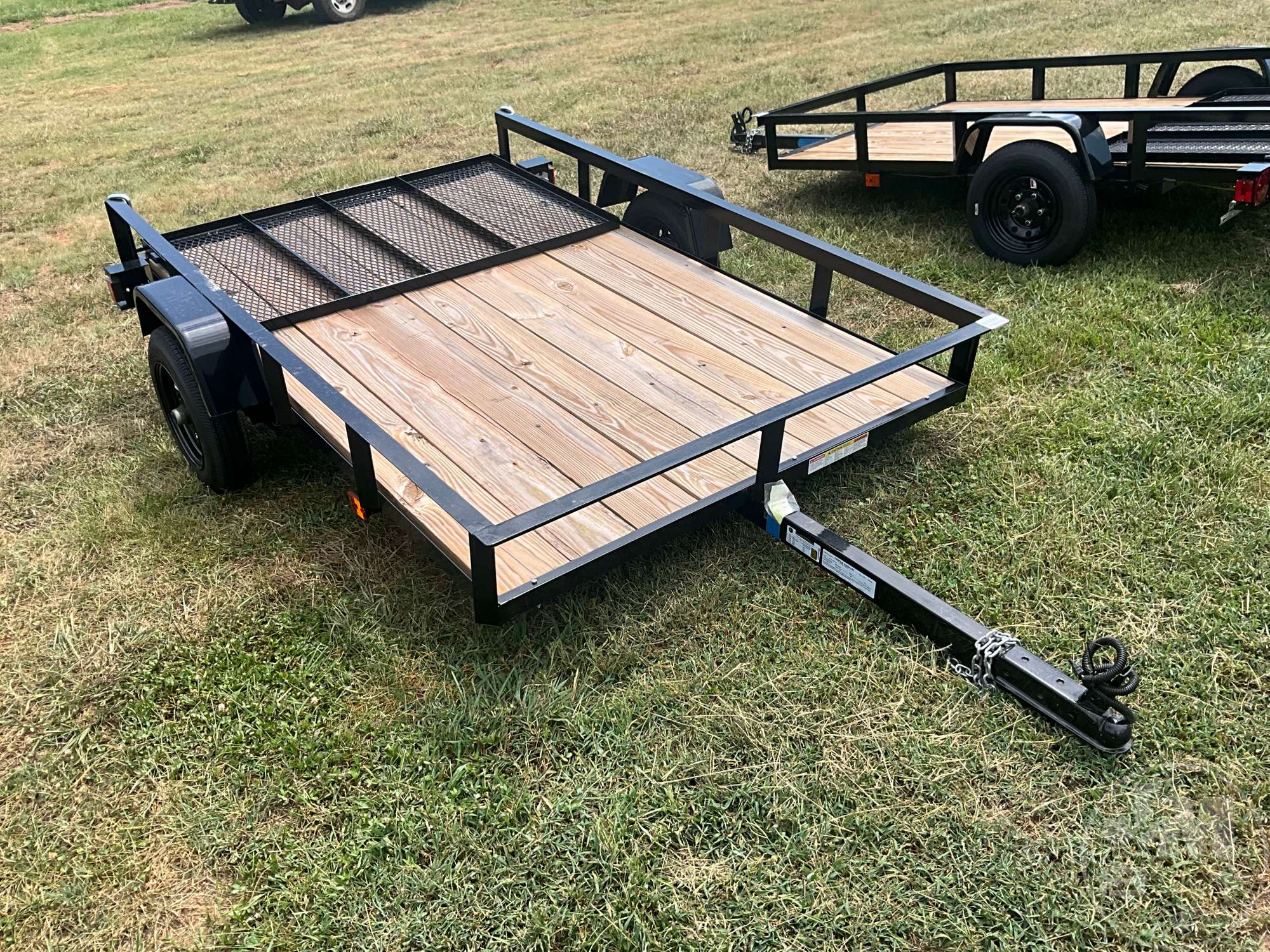 2027 TRIPLE CROWN TRAILERS, INC LD5X8S10O