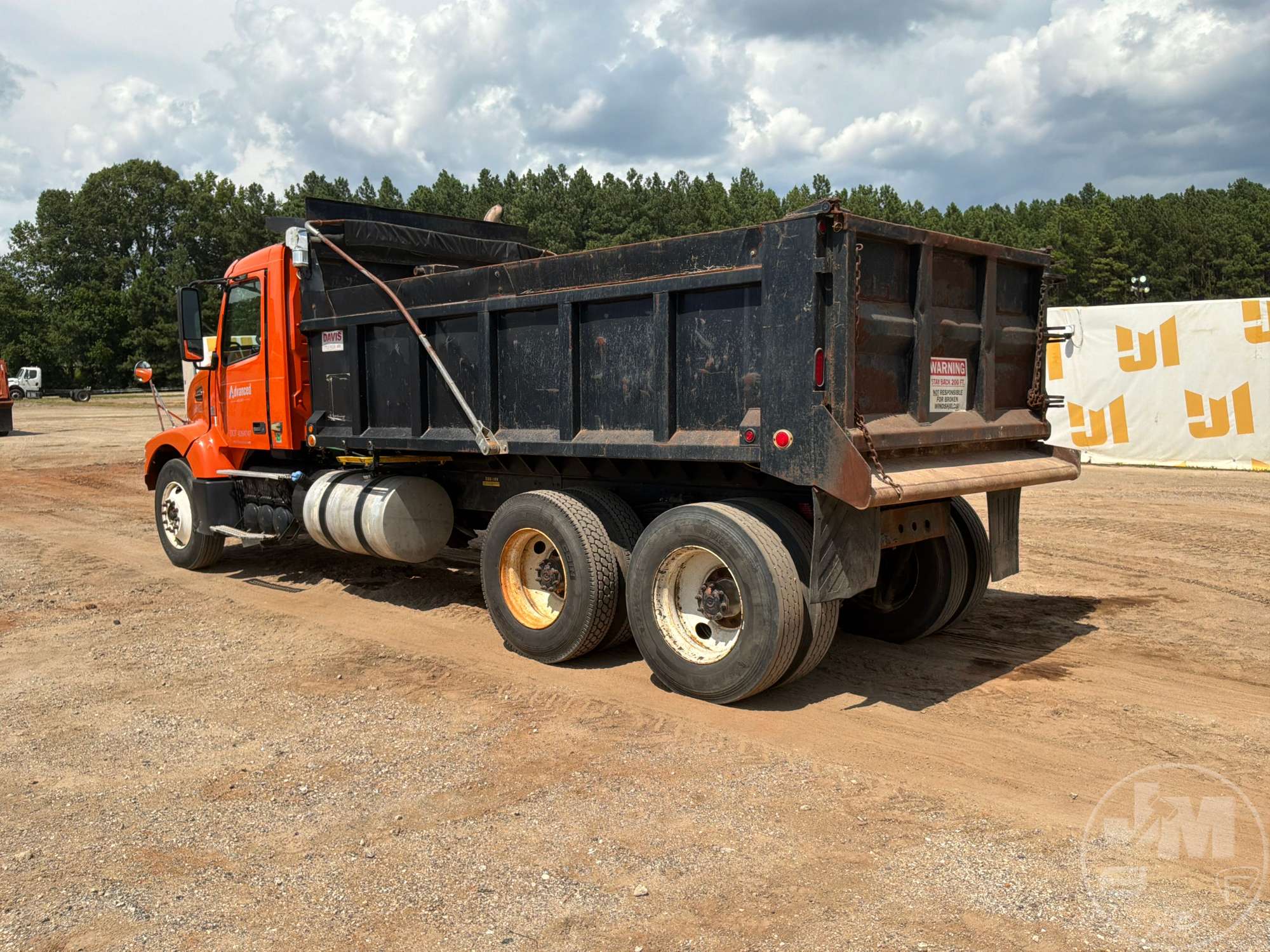 2014 Volvo VHD