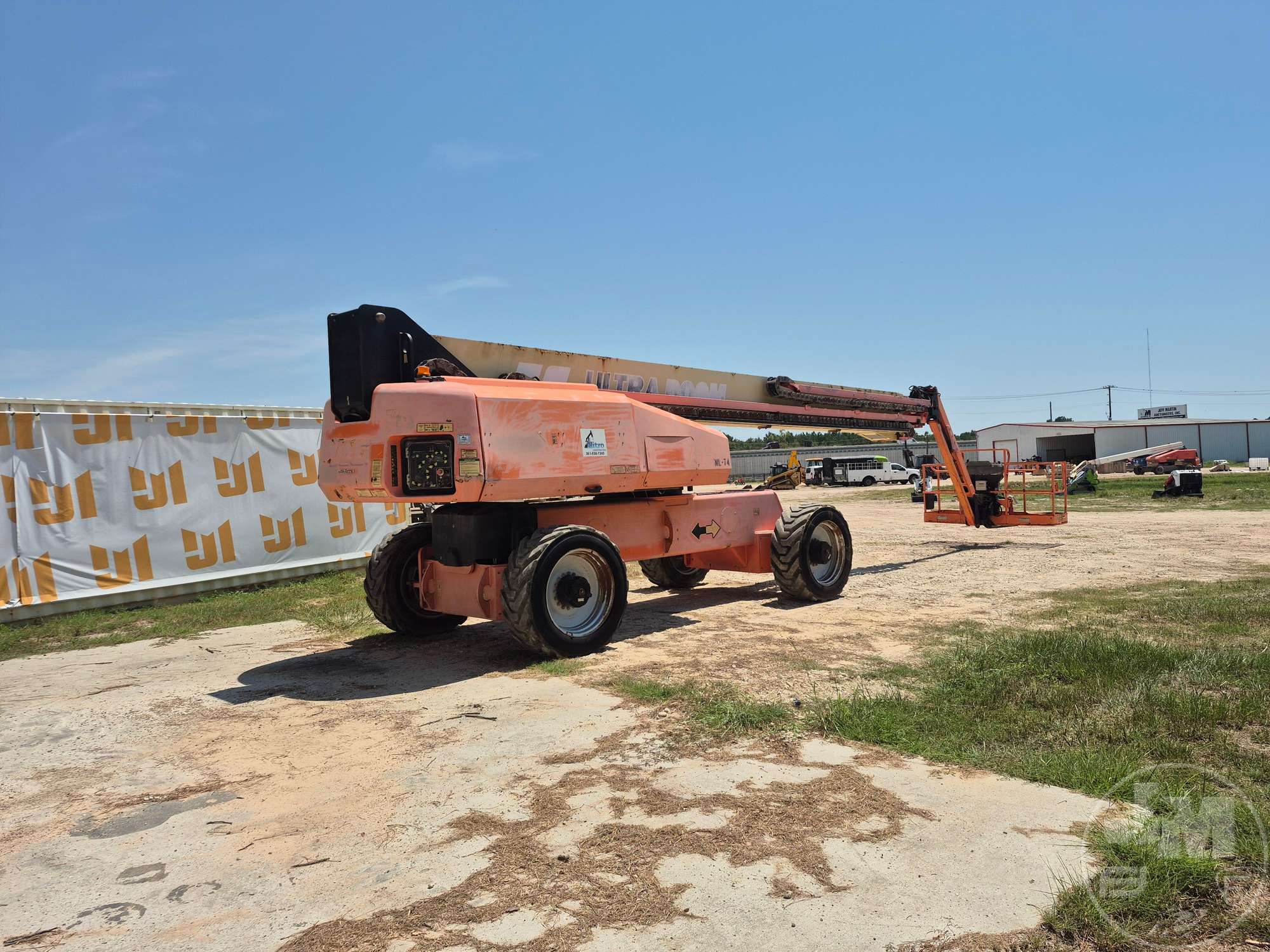 2013 JLG 1200SJP