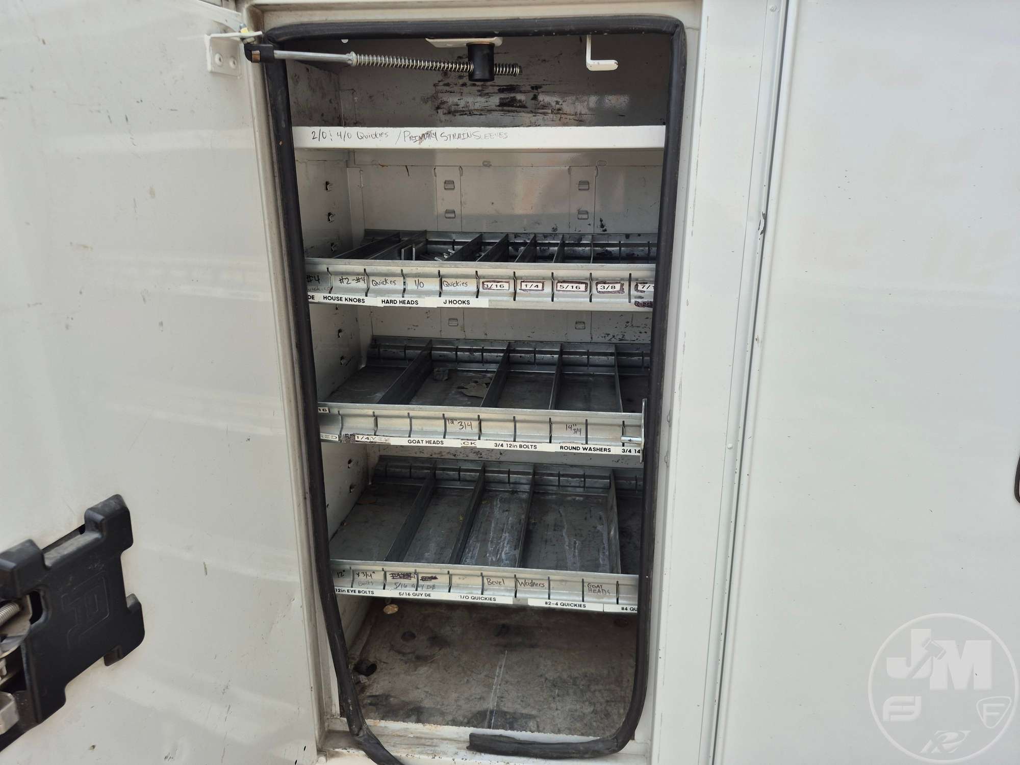 2016 Freightliner M2