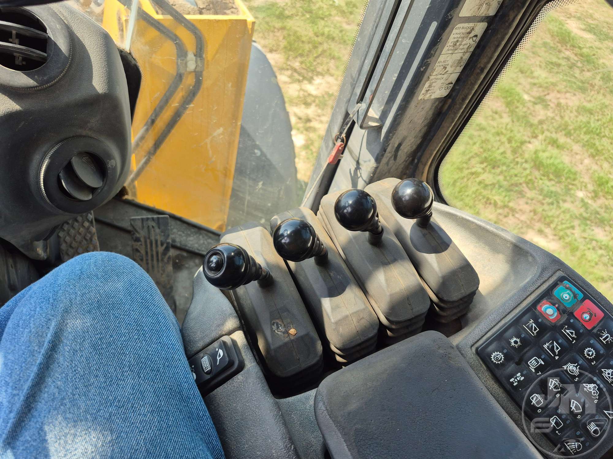 2017 John Deere 624K