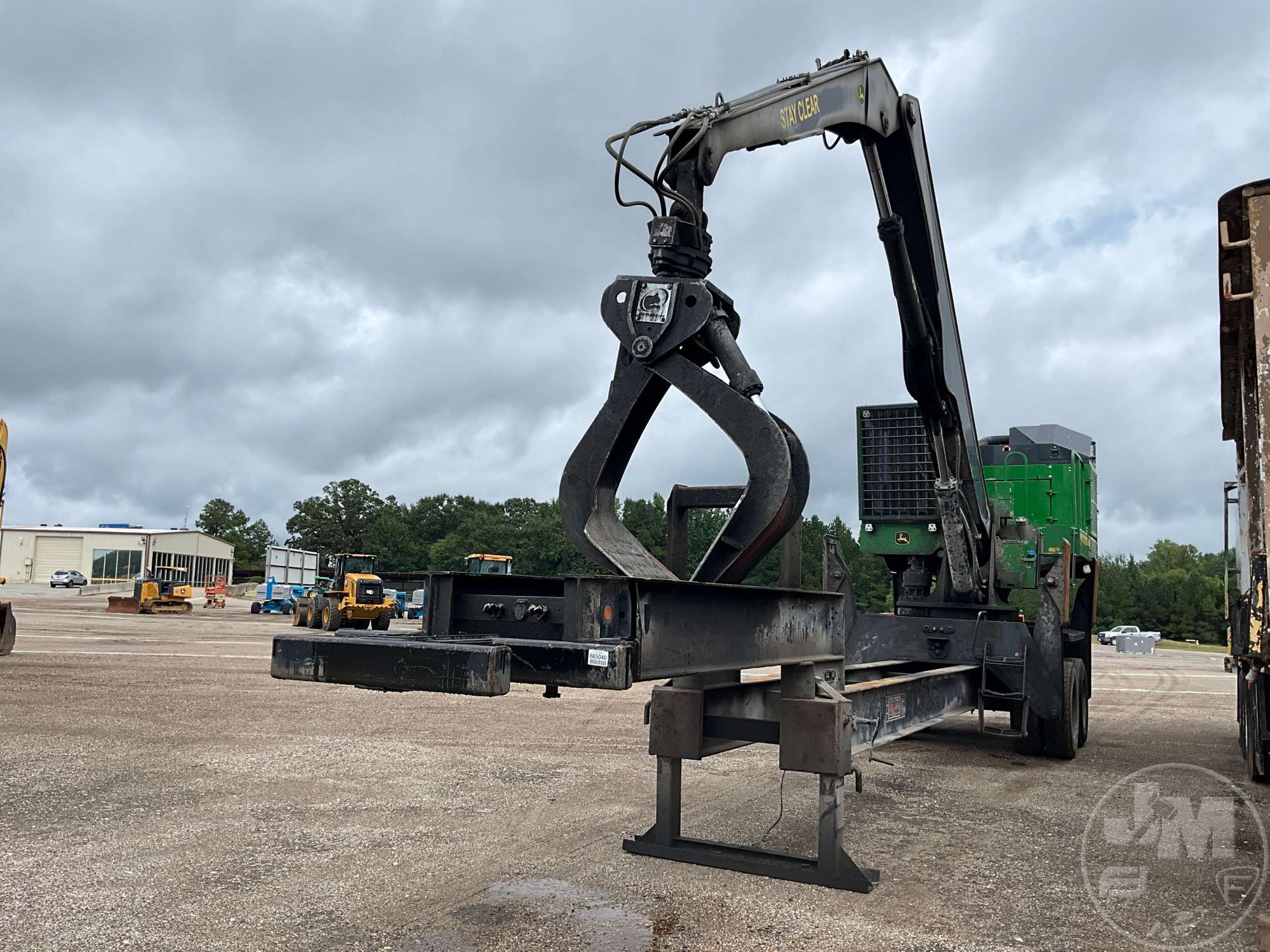 Photo of 2021 John Deere 437E