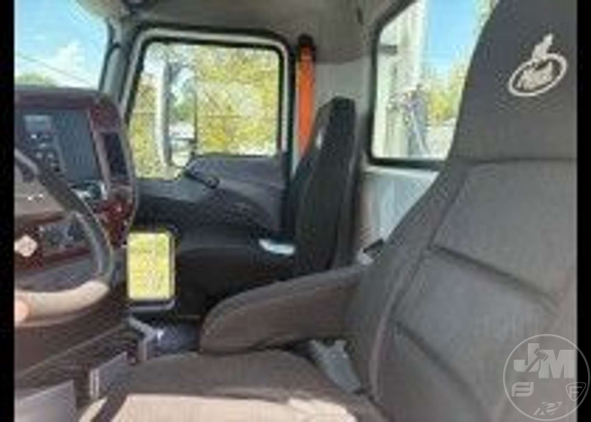 2013 Mack CXU PINNACLE