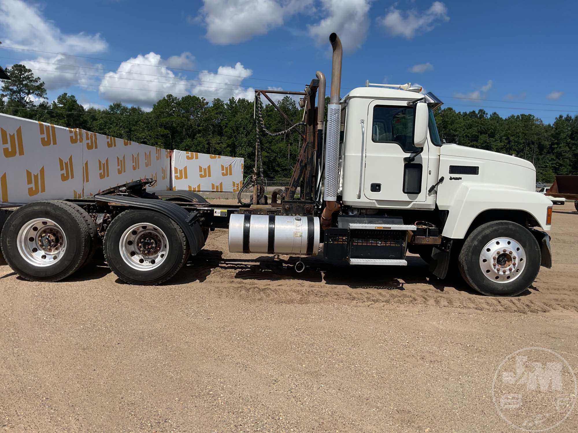 2018 Mack CHU613 PINNACLE