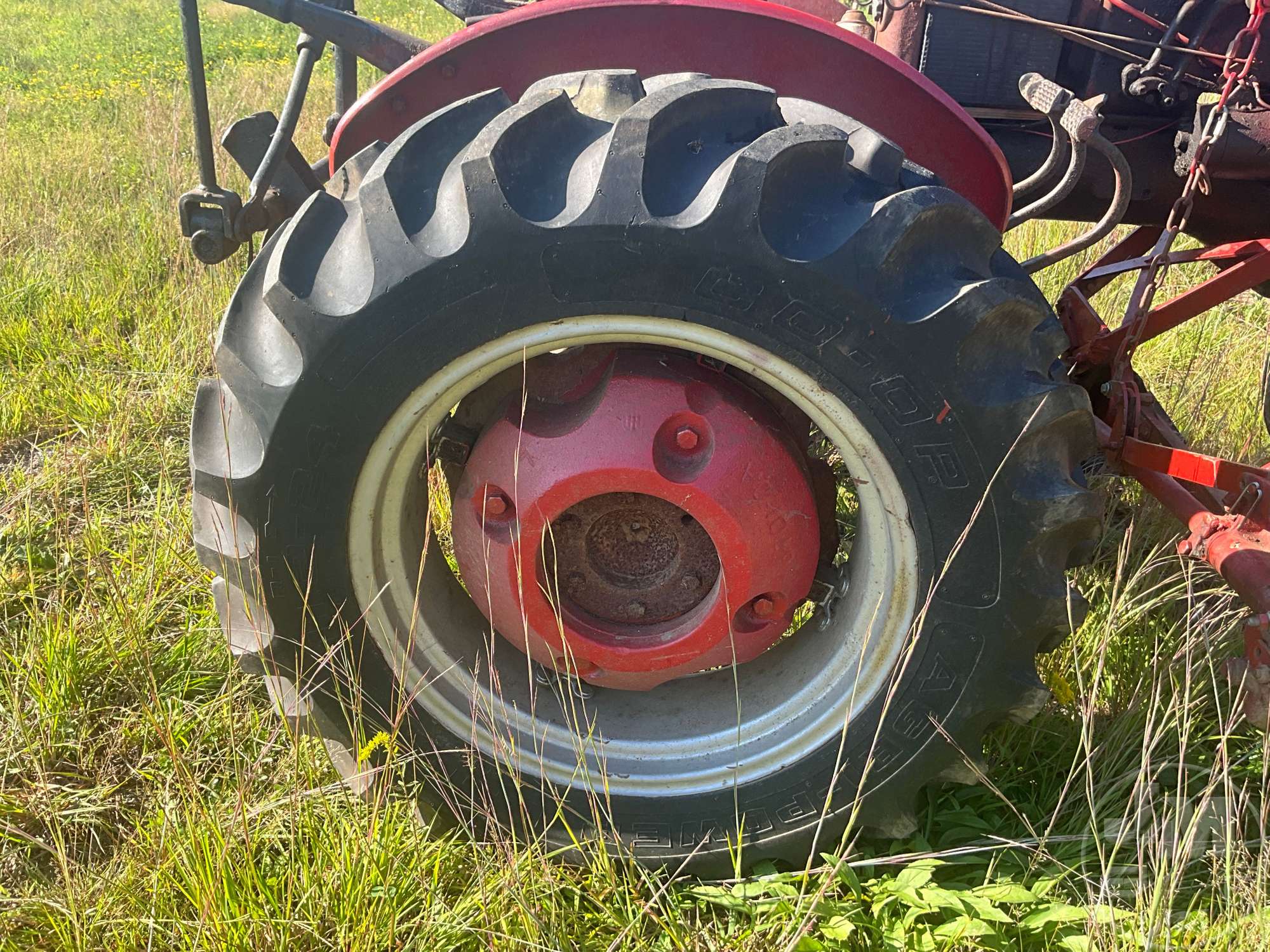 0 Mccormick FARMALL 100