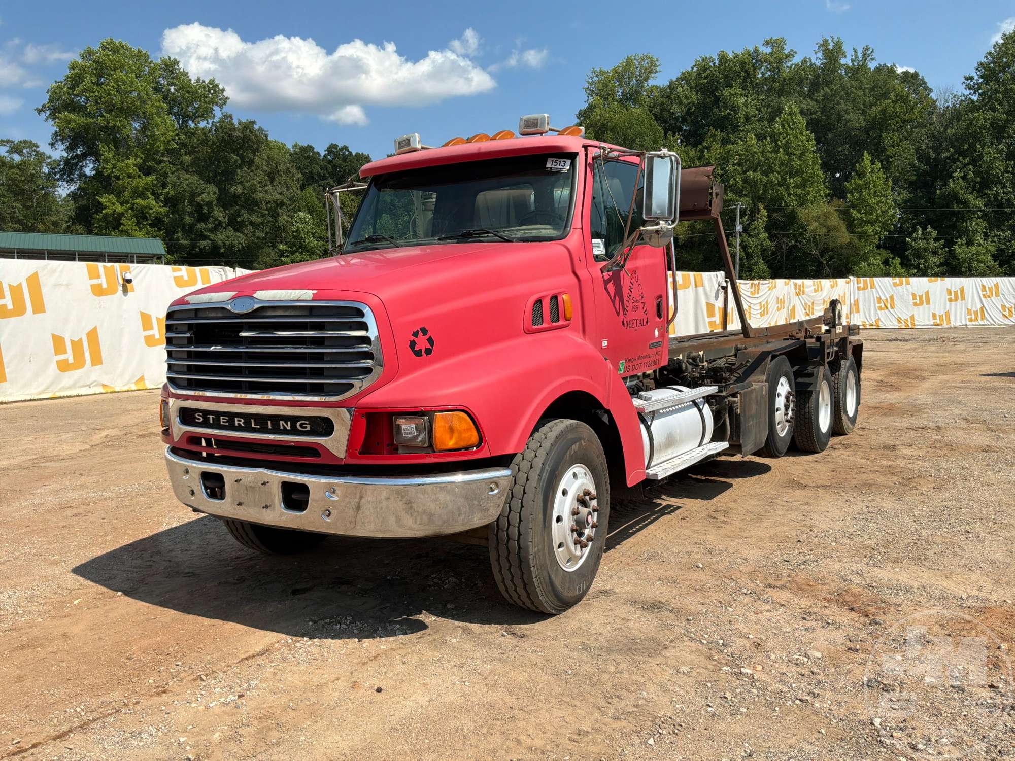 Photo of 2003 Sterling L9500 SERIES
