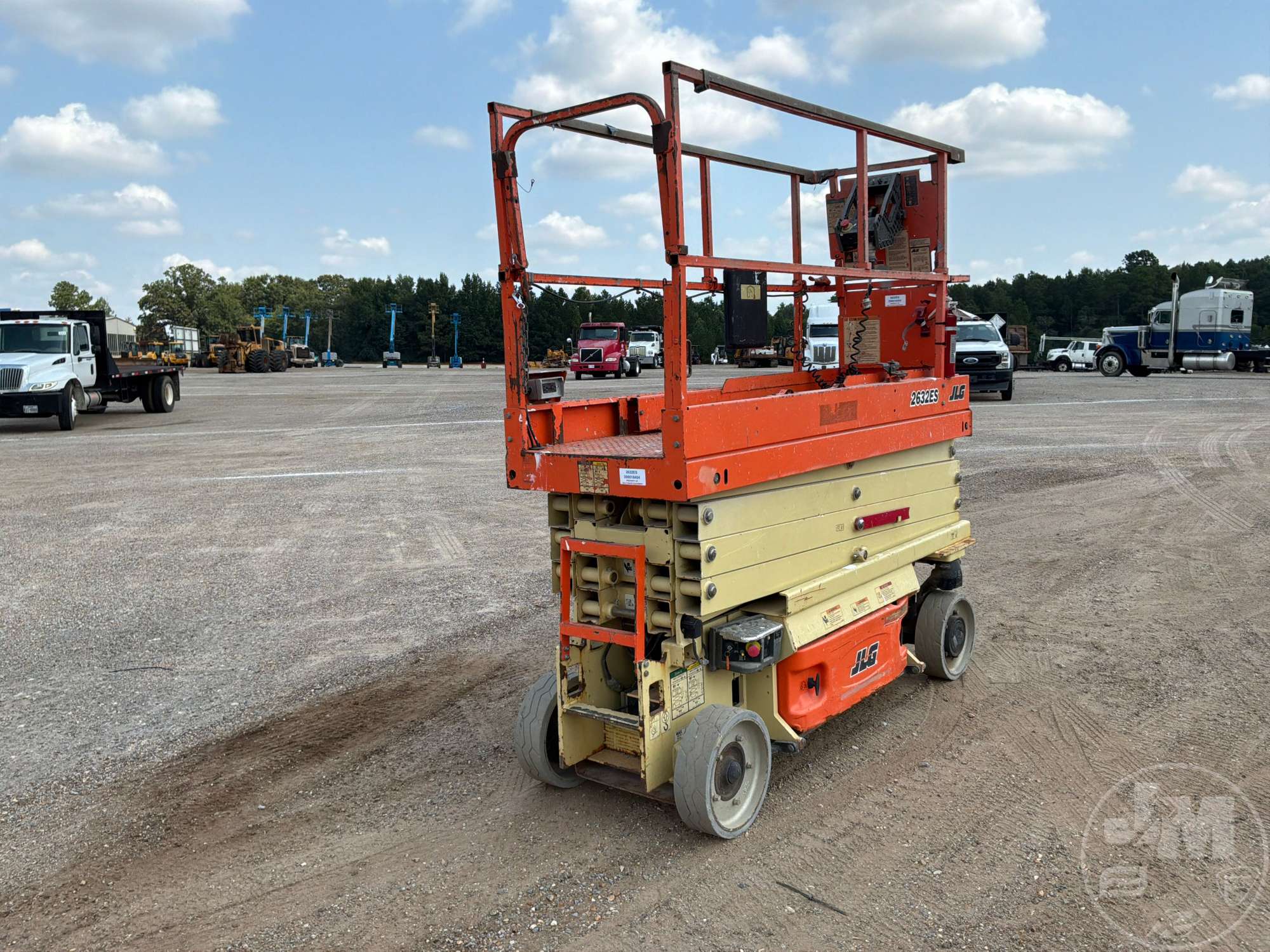 2018 JLG 2632ES