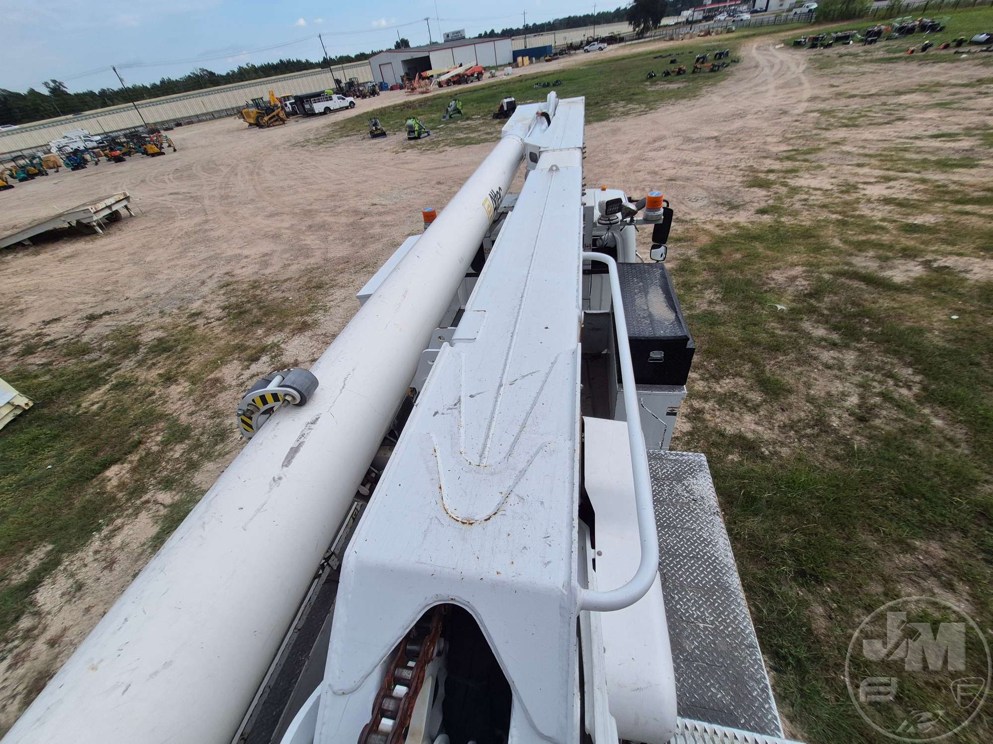 2016 Freightliner M2