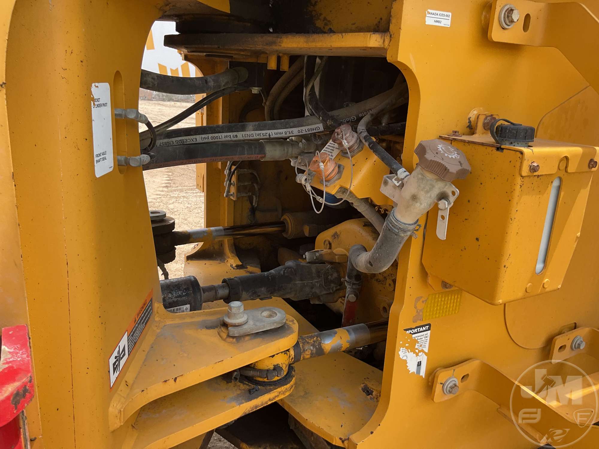 0 John Deere 644L