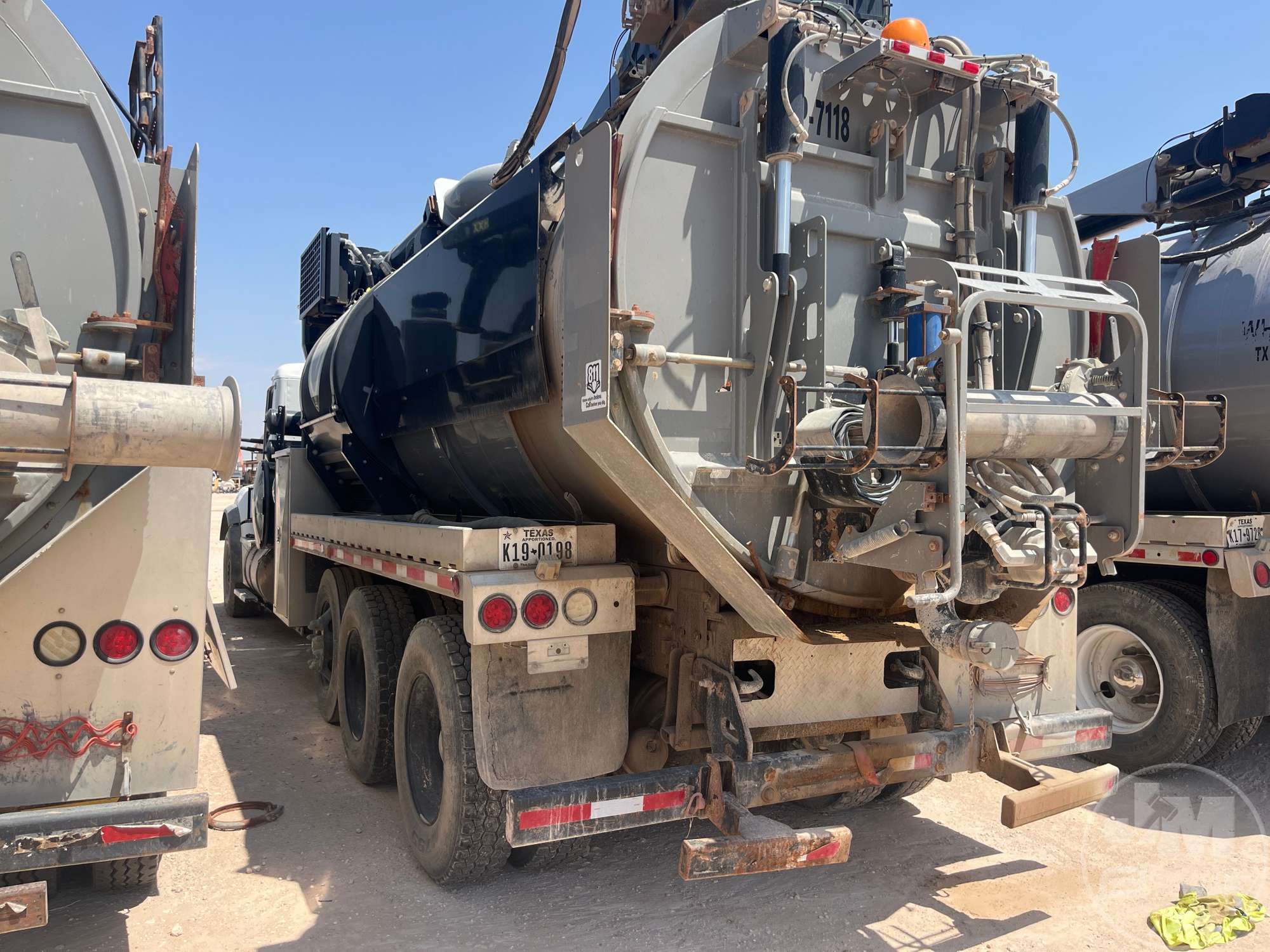 2022 Kenworth T880