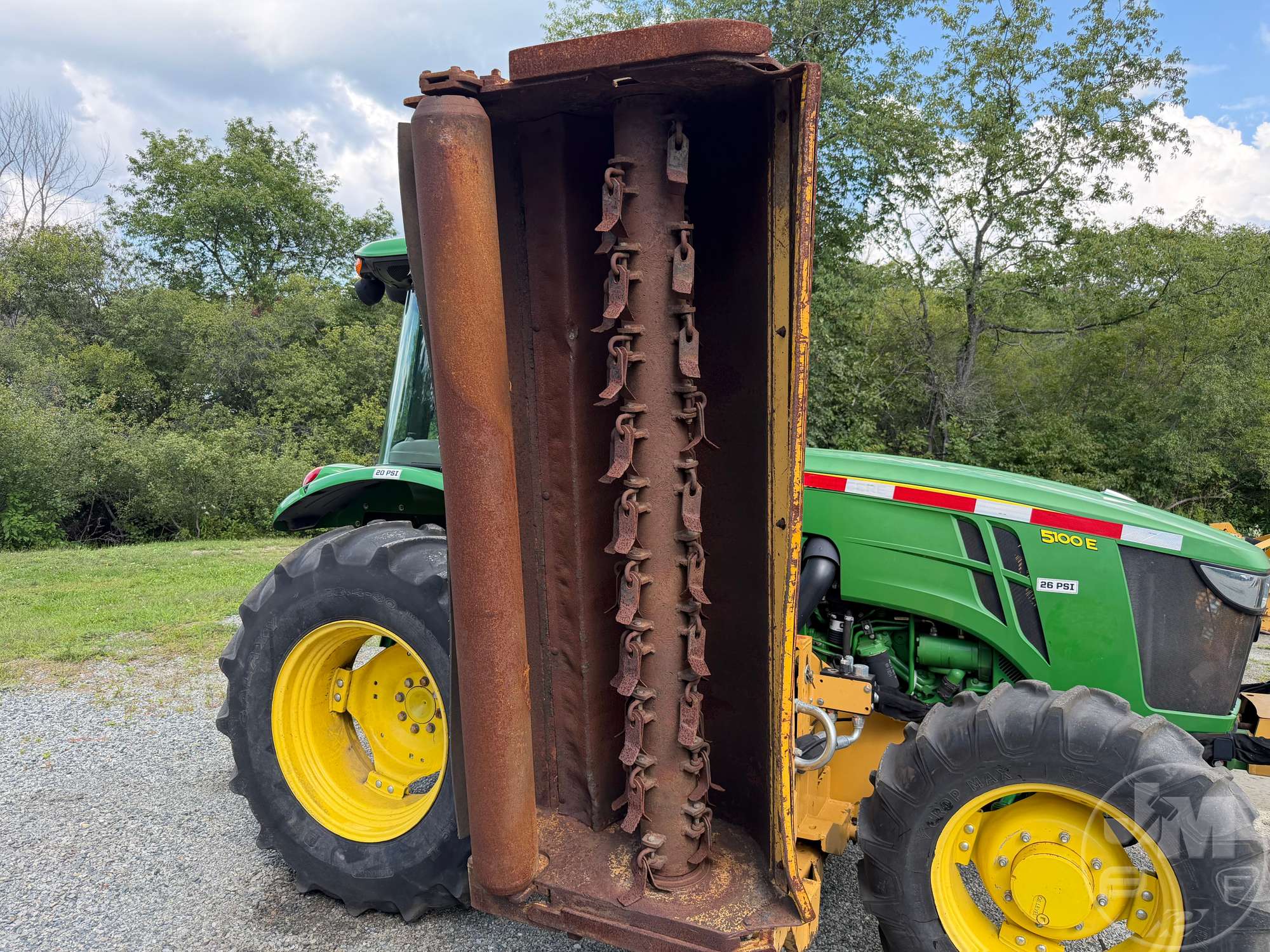 0 John Deere 5100E