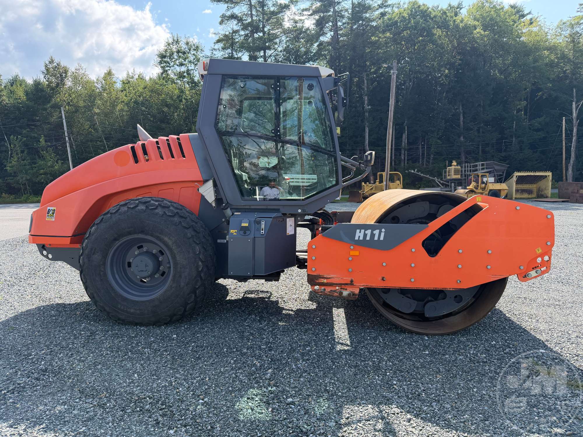 2019 Hamm H 11I