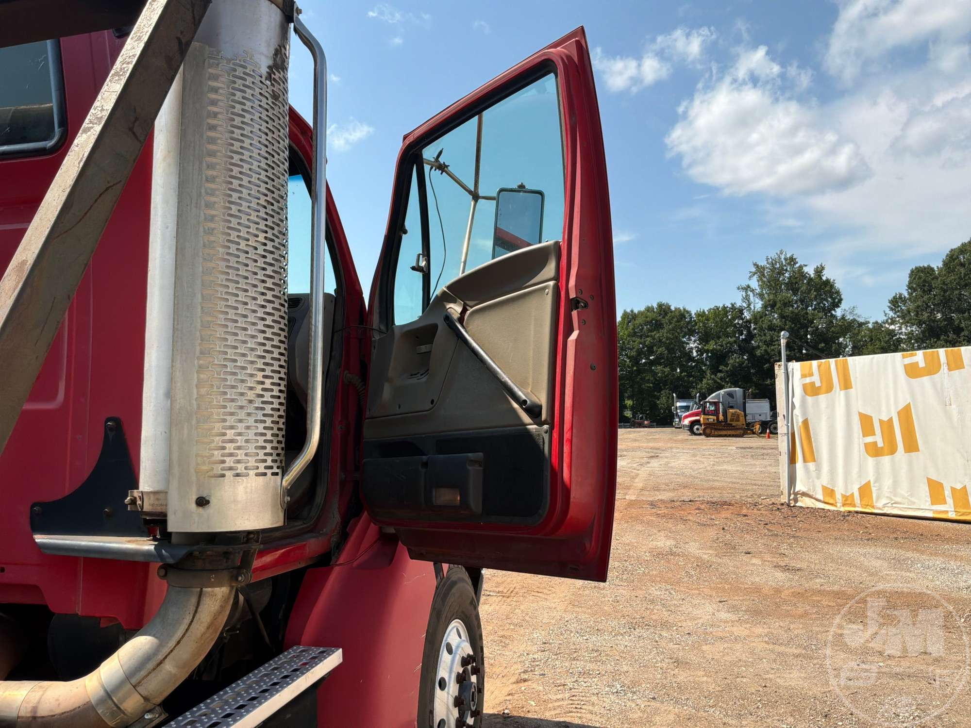 2003 Sterling L9500 SERIES