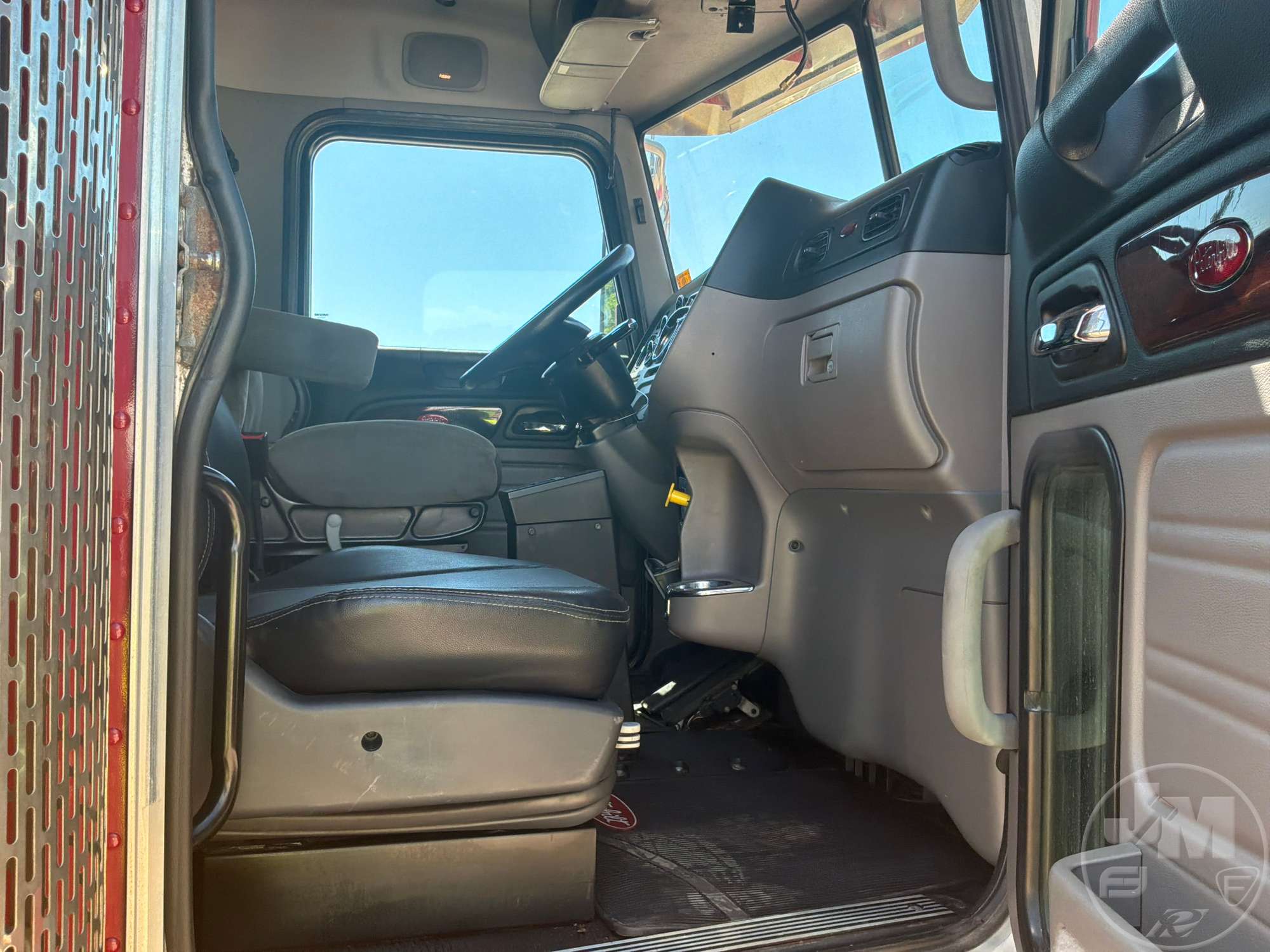 2016 Peterbilt 389