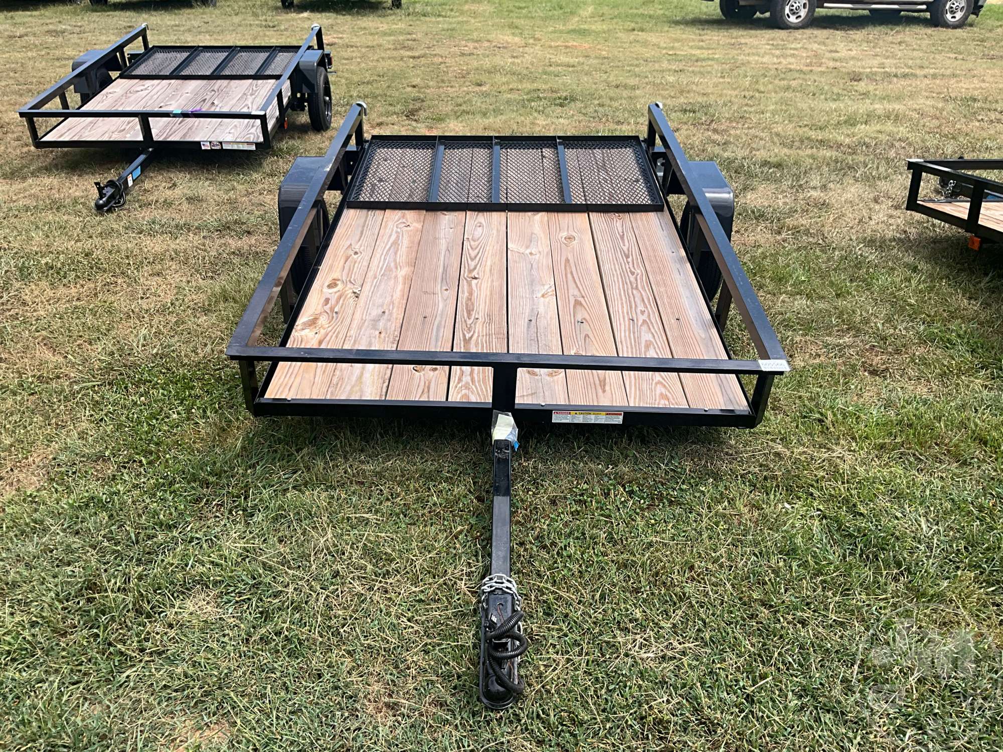 2027 TRIPLE CROWN TRAILERS, INC LD5X8S10O