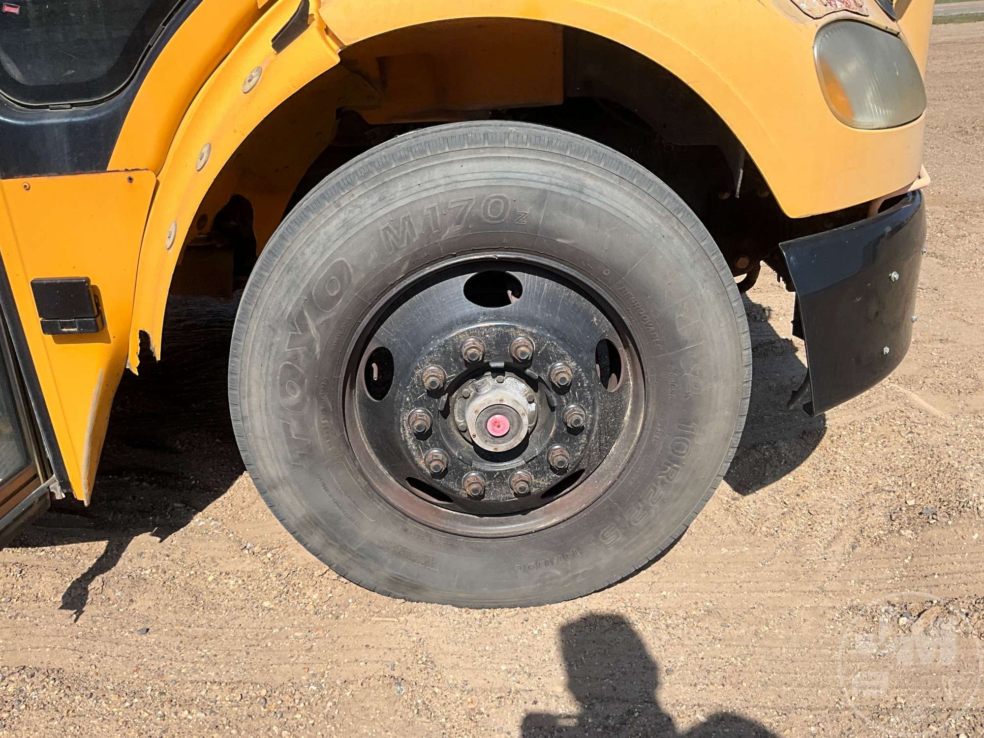 2007 Freightliner B2 BUS CHASSIS