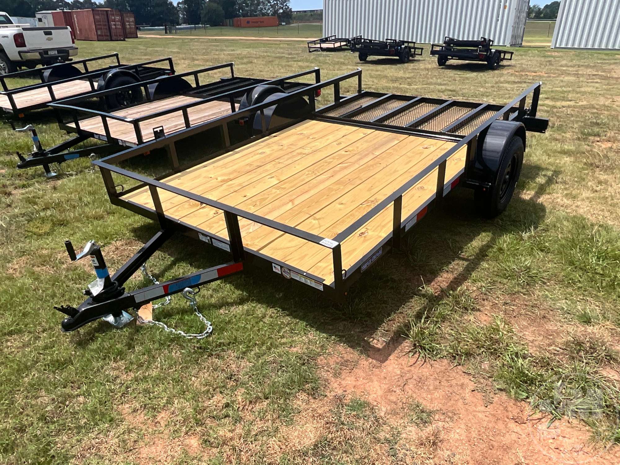 Photo of 2027 TRIPLE CROWN TRAILERS, INC U7X12S140