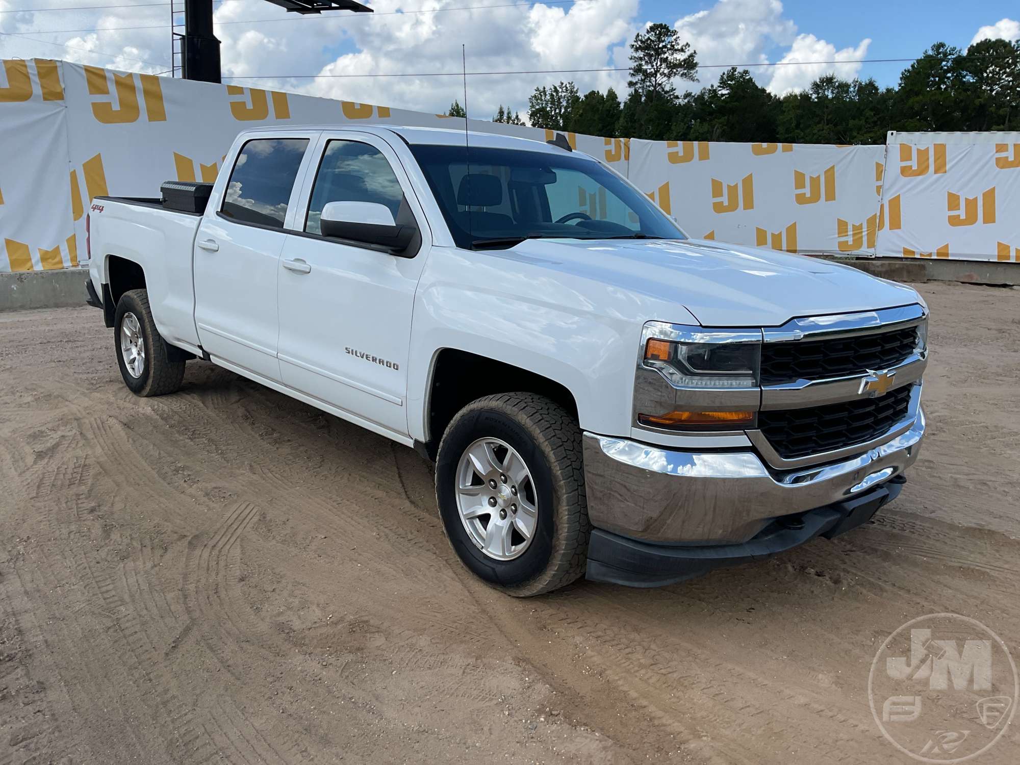 2018 Chevrolet SILVERADO