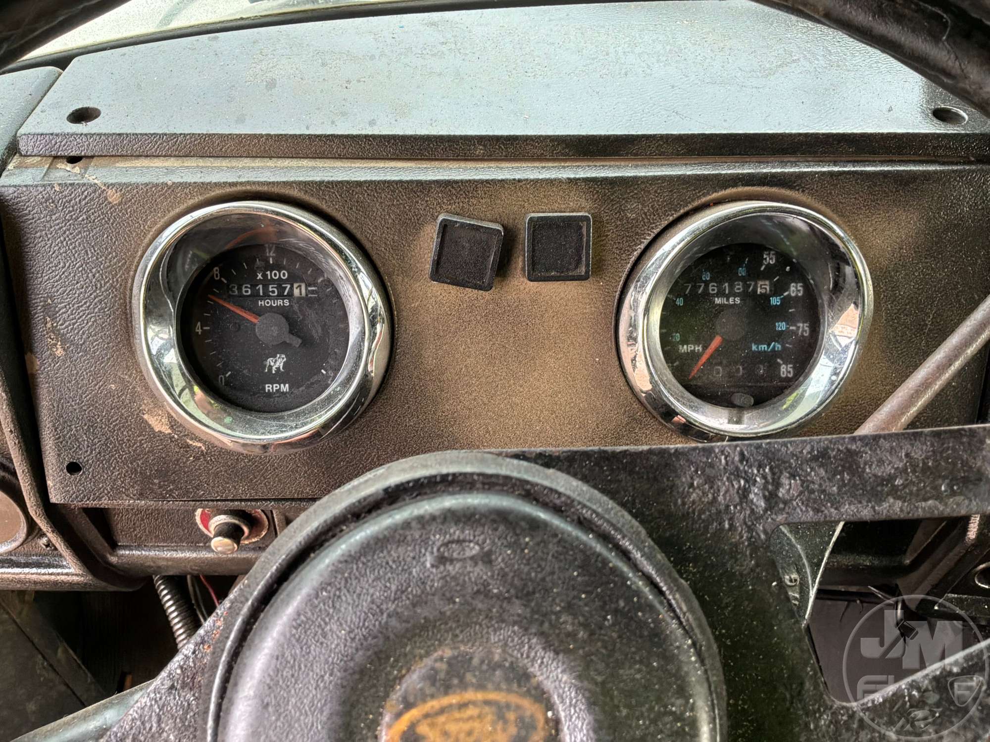 2001 Mack RD