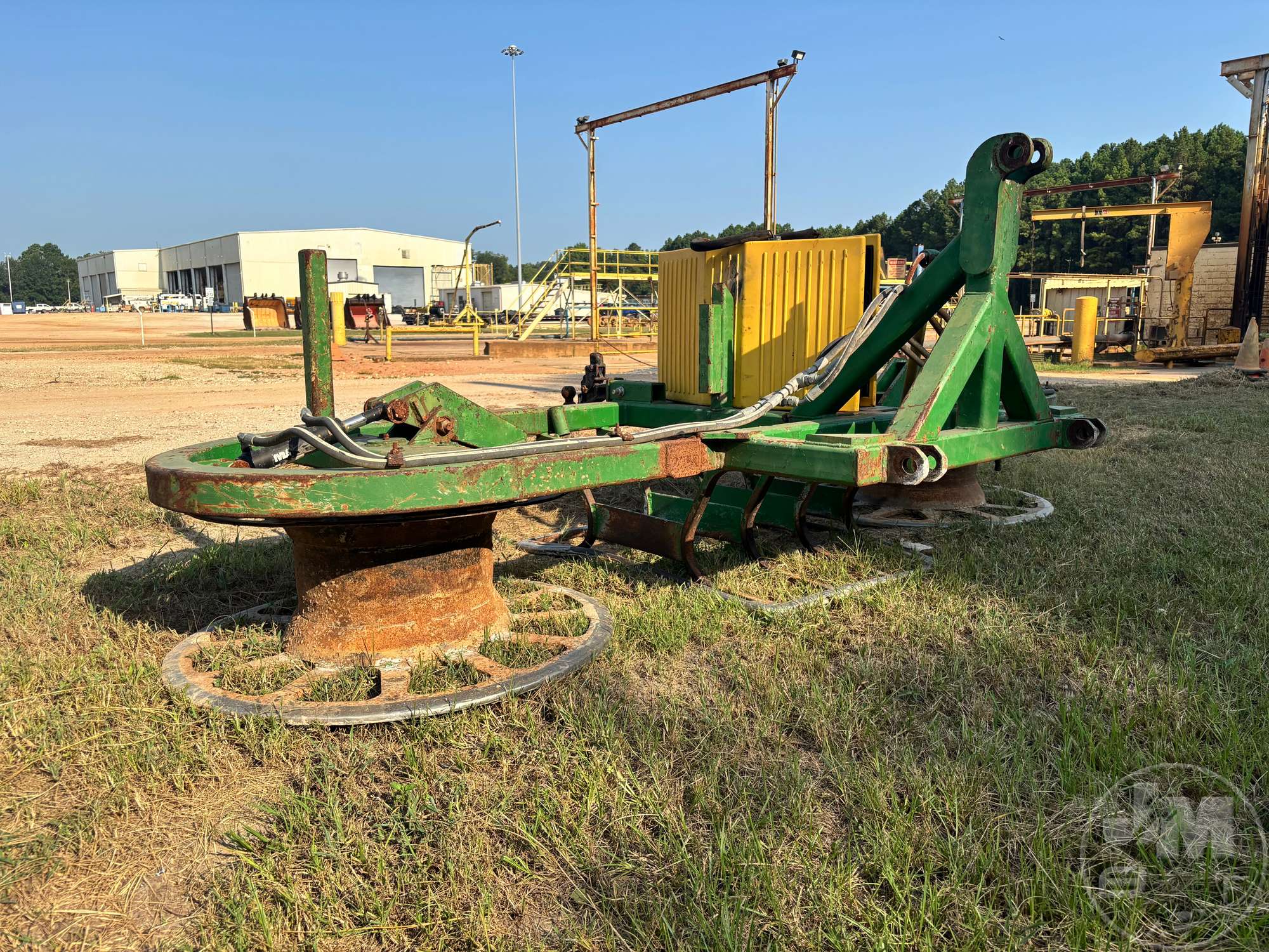 0 John Deere 3-POINT HITCH
