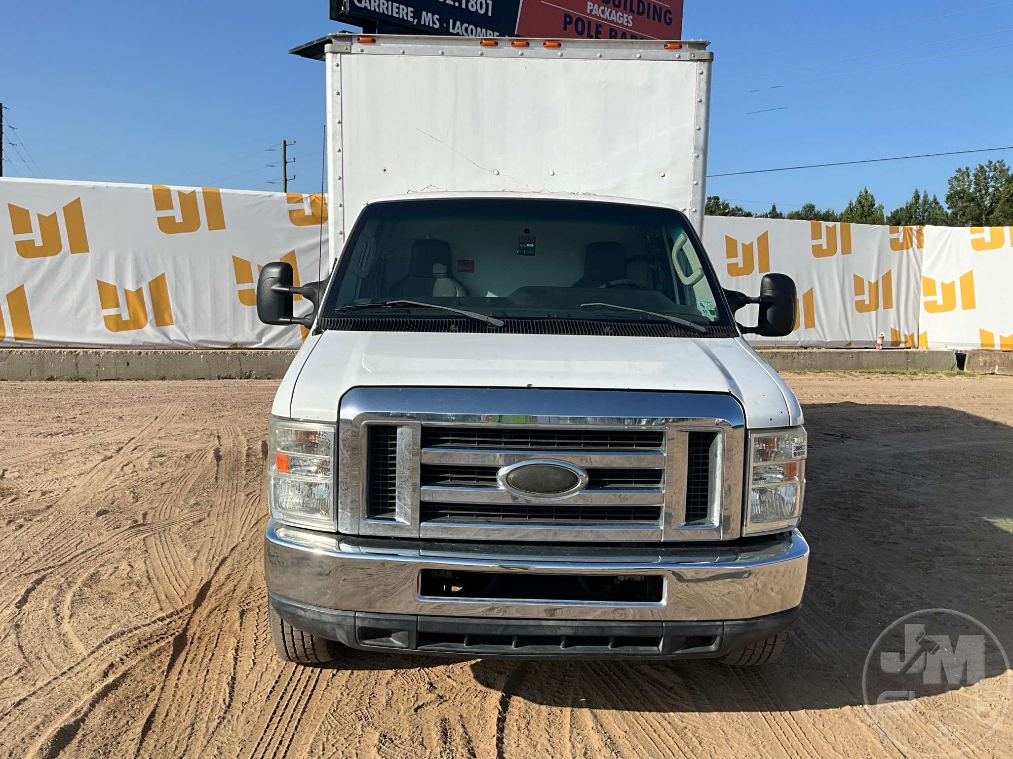 2015 Ford E-350