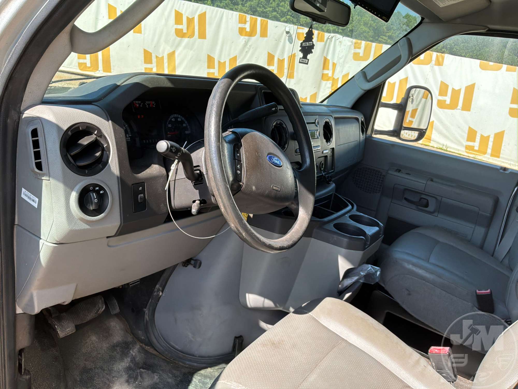 2016 Ford E-450