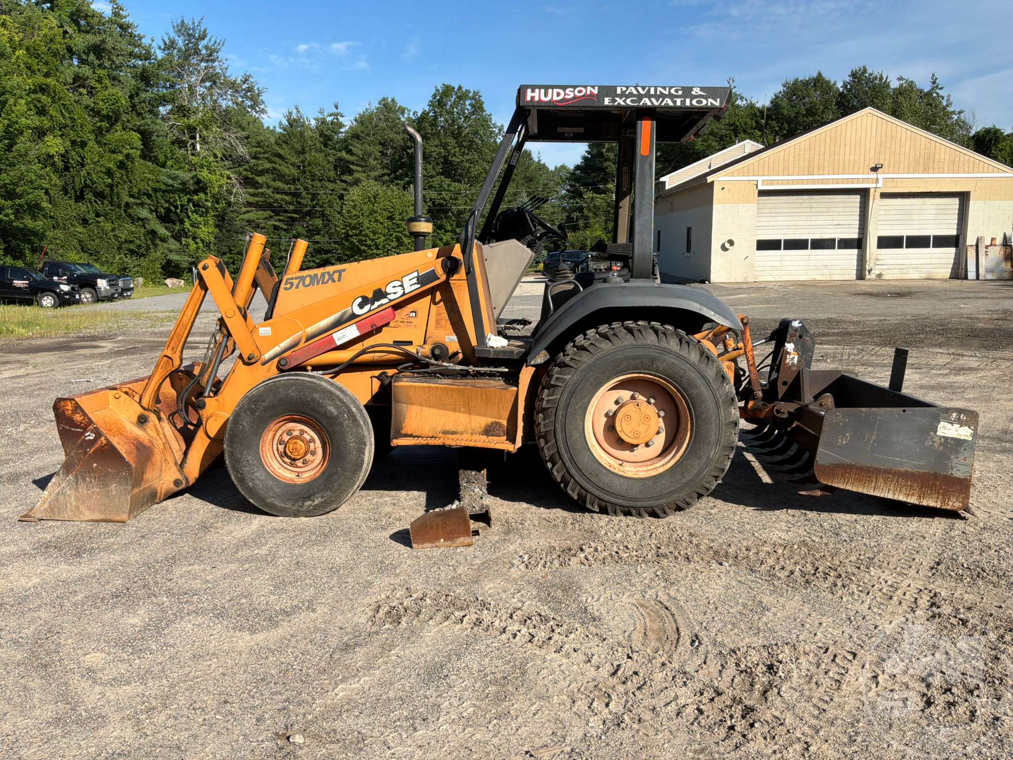 0 Case 570MXT