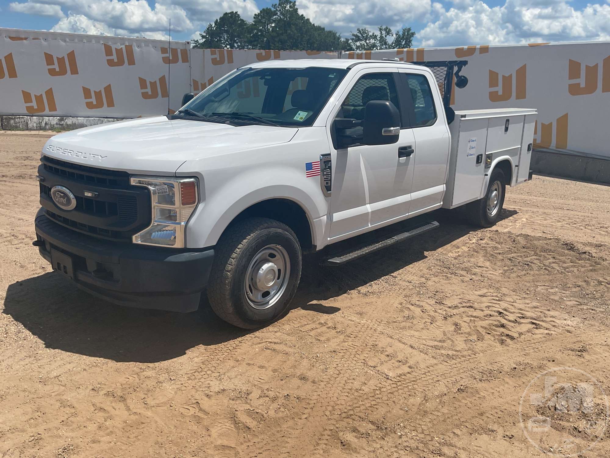 Photo of 2020 Ford F-250XL SD EXT CAB
