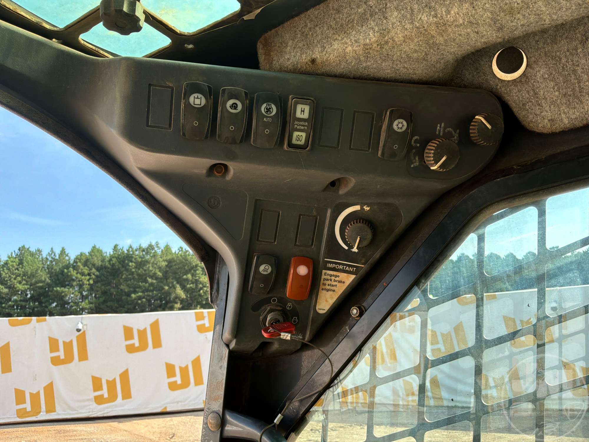 2011 John Deere 333D