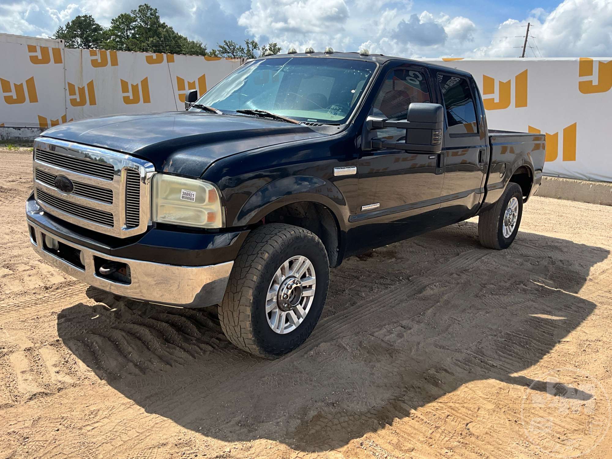 Photo of 2005 Ford F-250