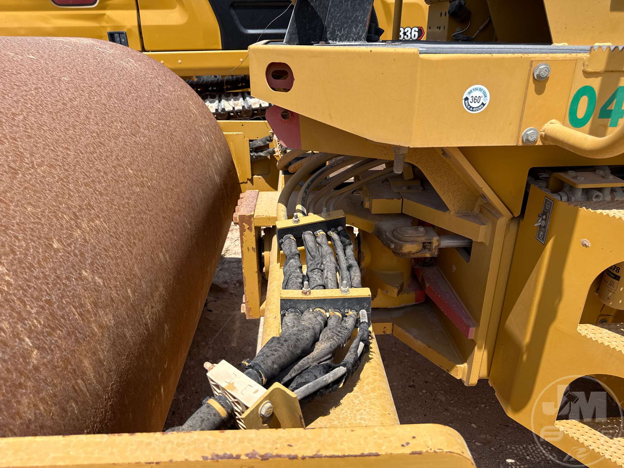 2011 Caterpillar CS56