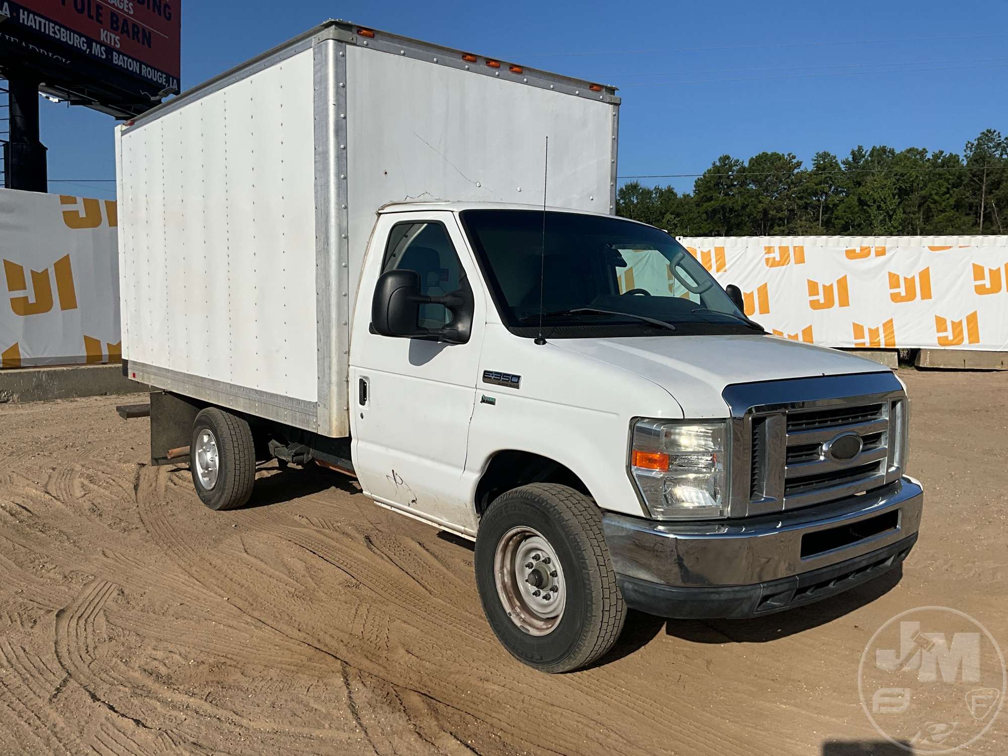 2015 Ford E-350