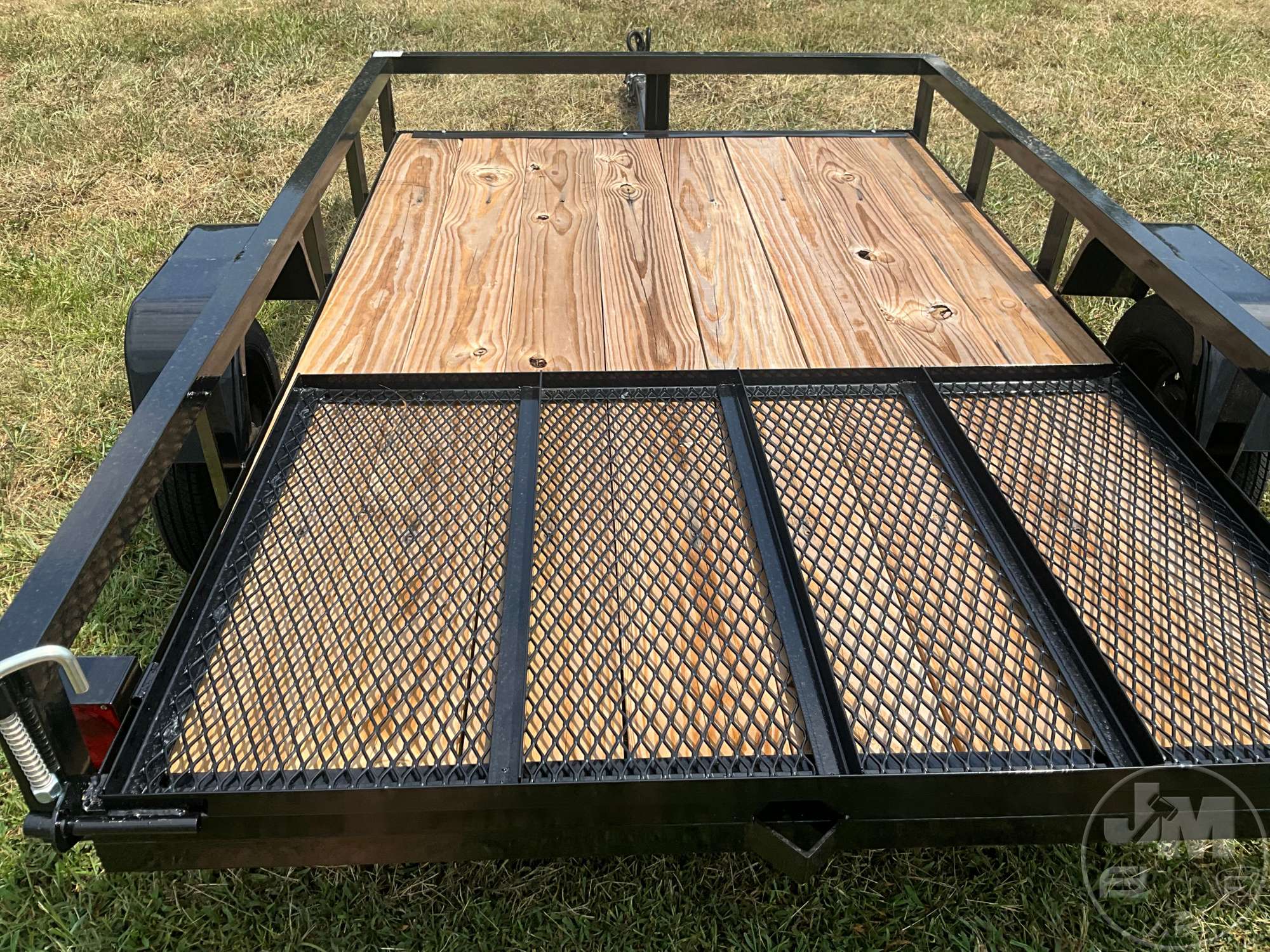 2027 TRIPLE CROWN TRAILERS, INC LD5X8S10O
