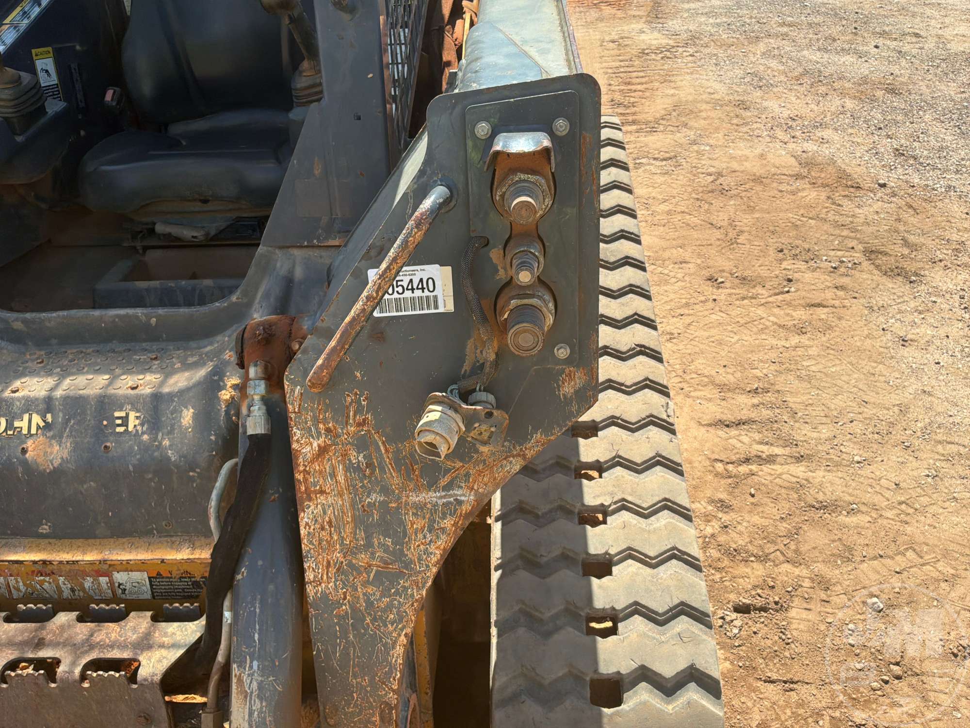 2016 John Deere 323E