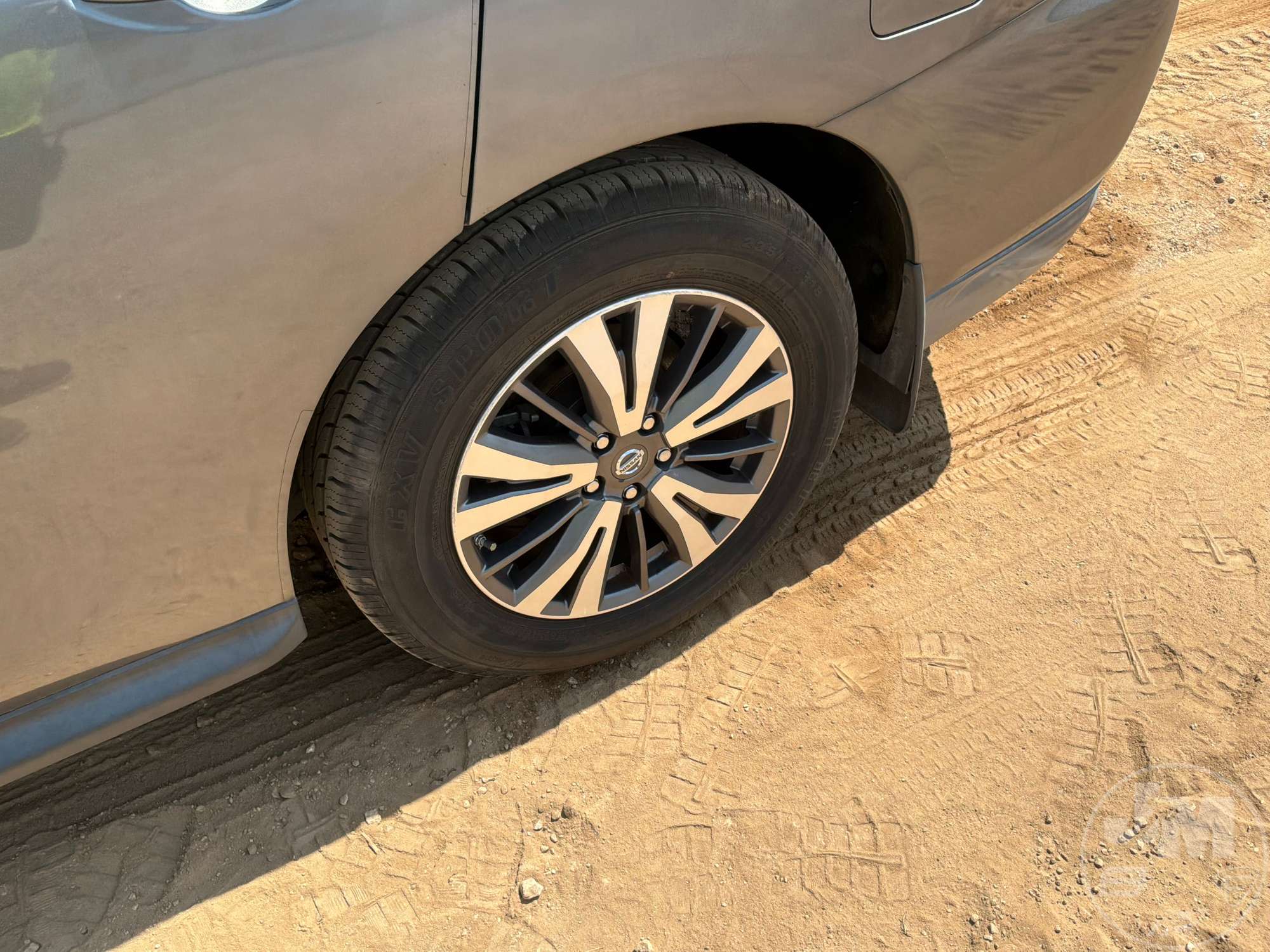 2017 Nissan PATHFINDER