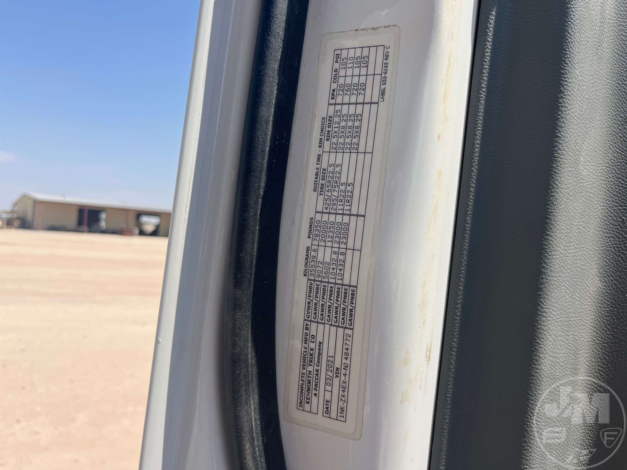 2022 Kenworth T880