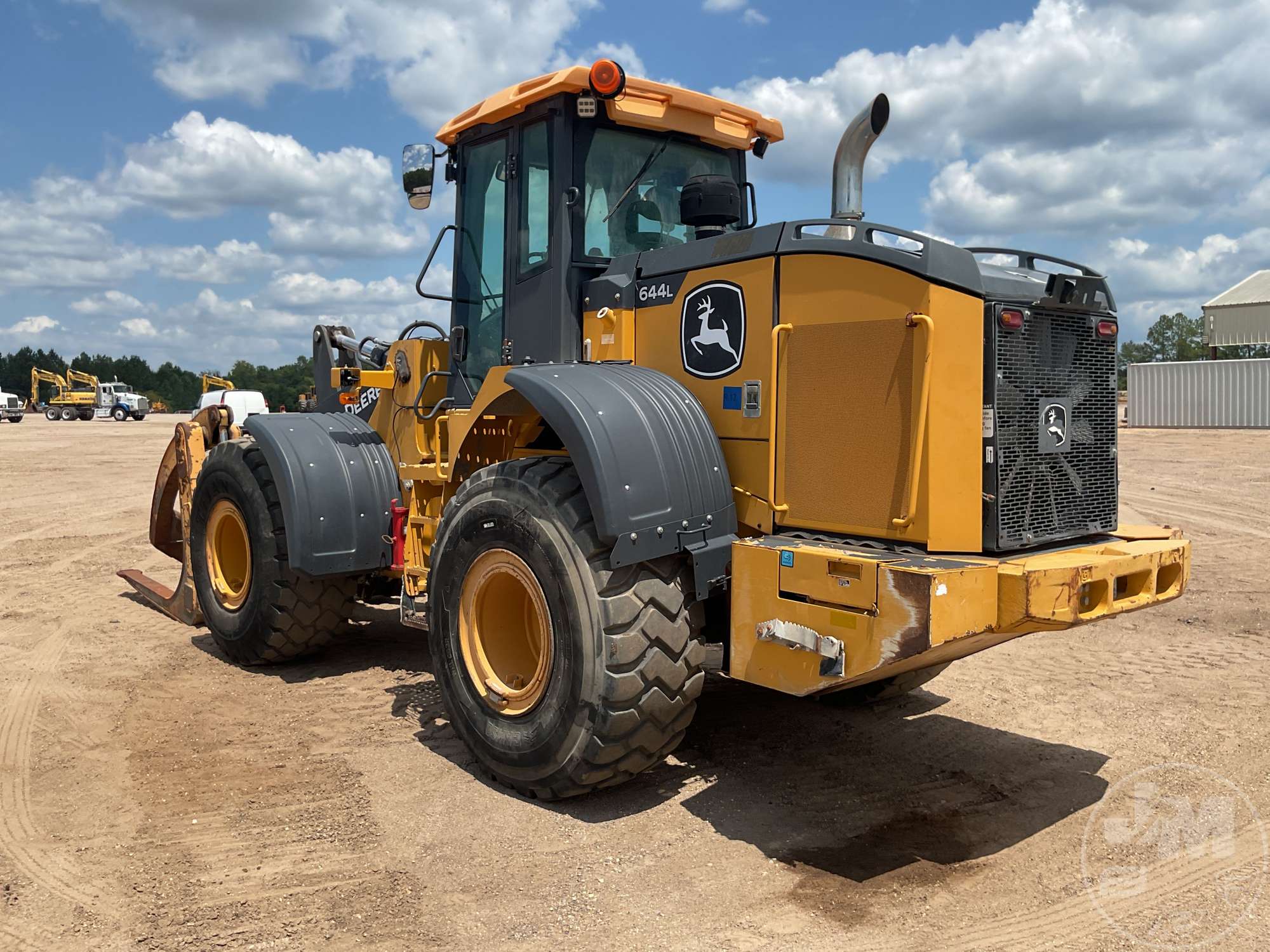 0 John Deere 644L