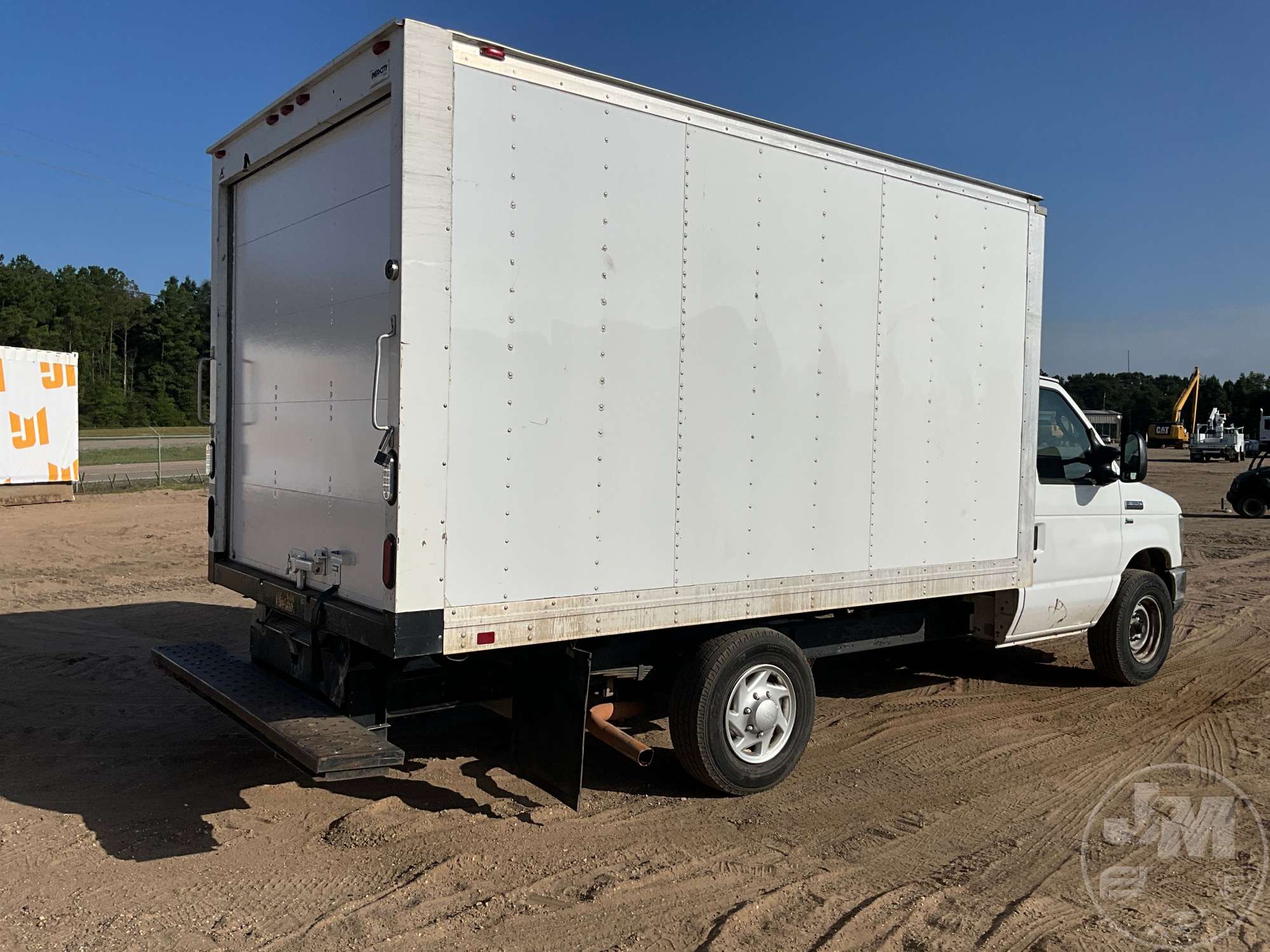 2015 Ford E-350