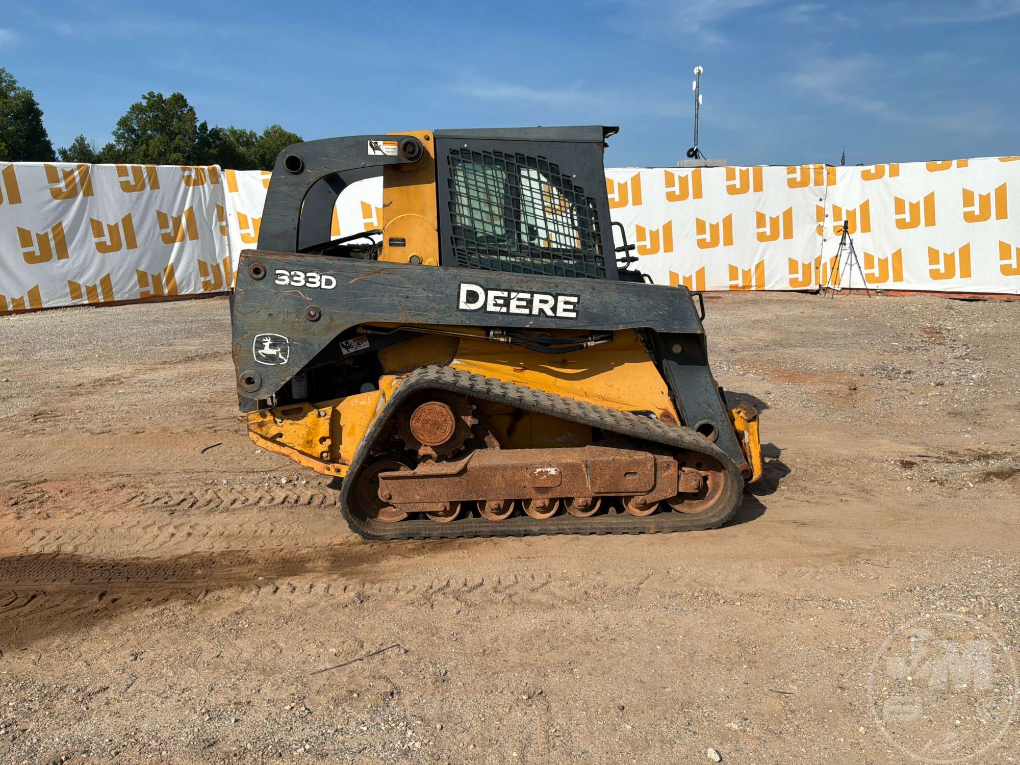 2011 John Deere 333D