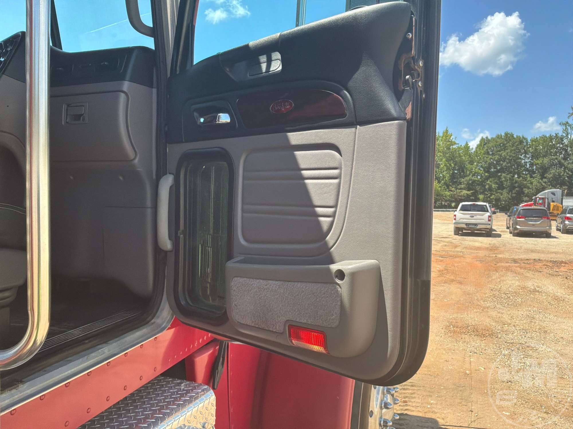2016 Peterbilt 389