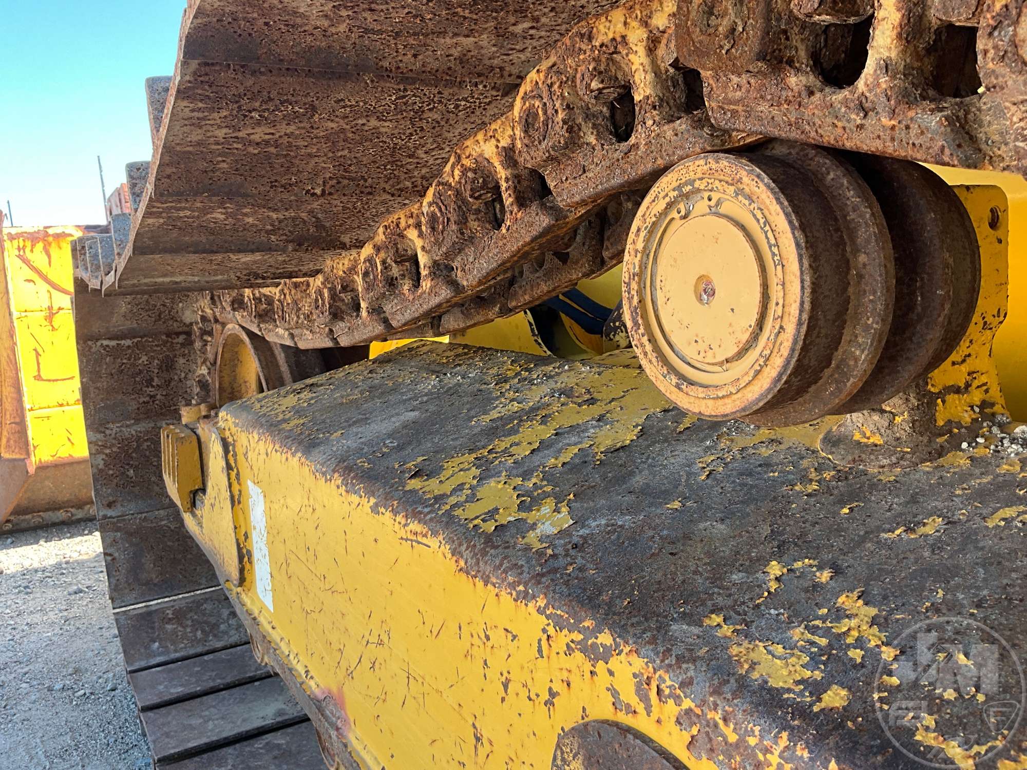 2020 Komatsu D39PX-24