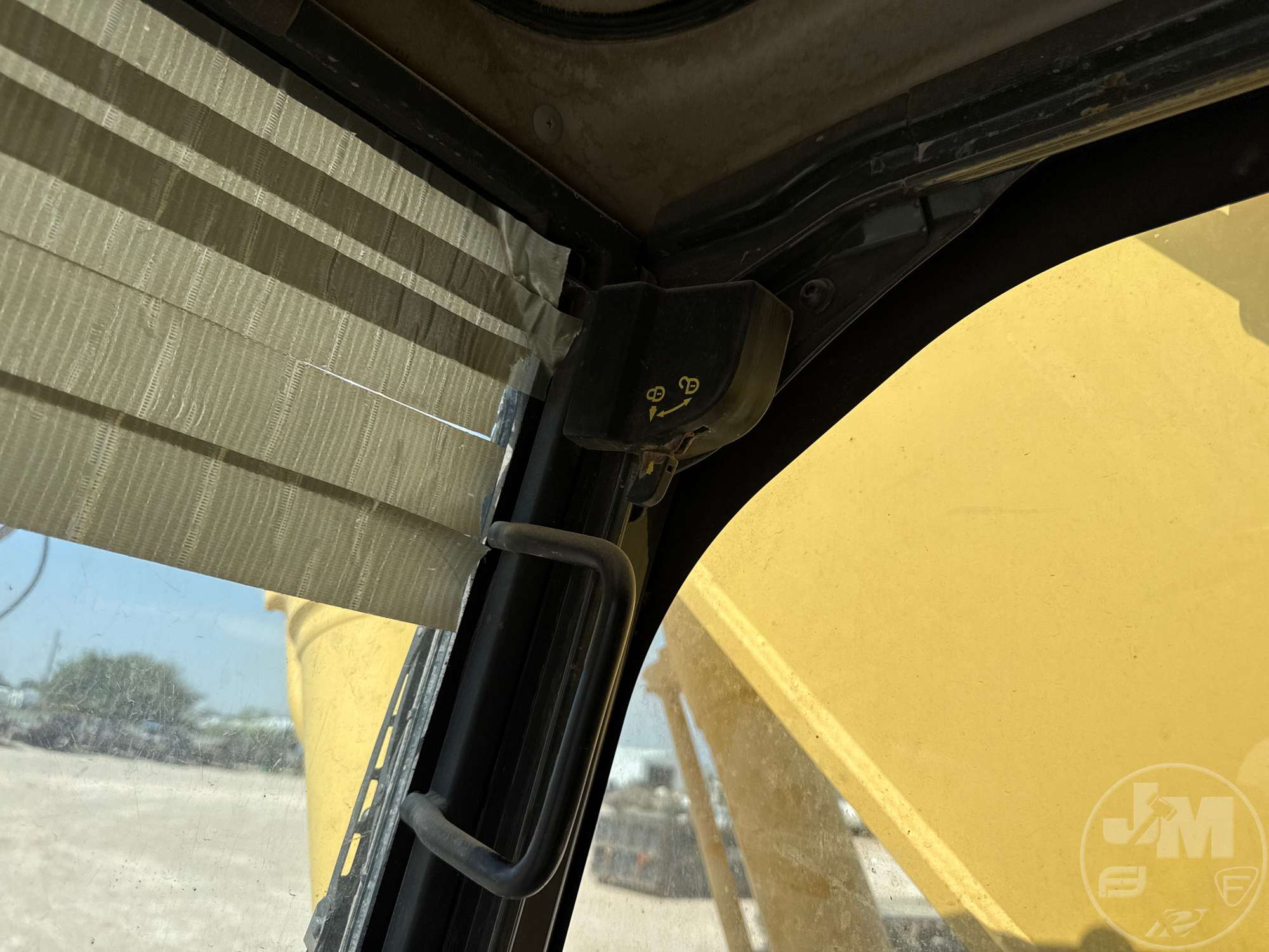 2014 Komatsu PC360LC-10