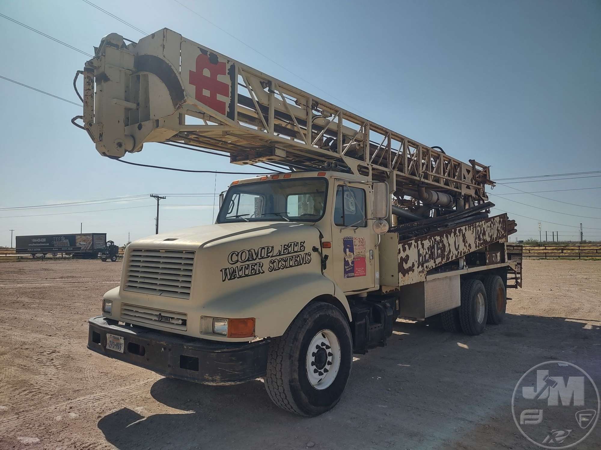 Photo of 2001 International 2674 6X4