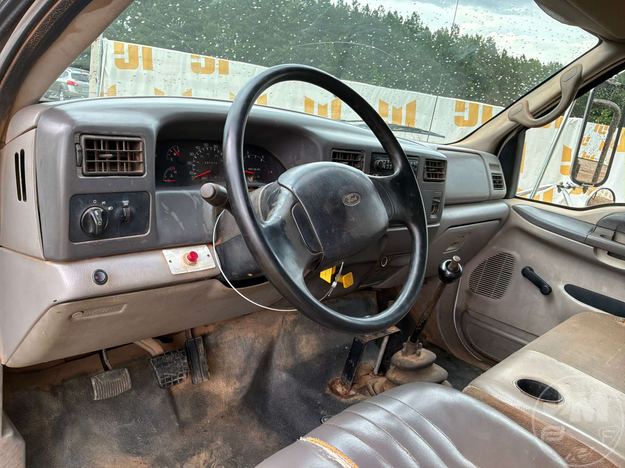 2000 Ford F-750