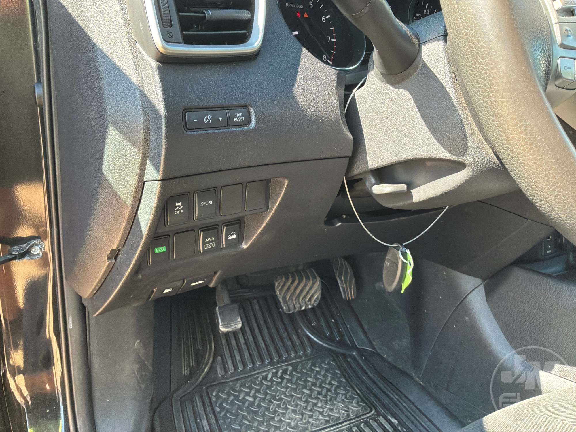 2015 Nissan ROGUE