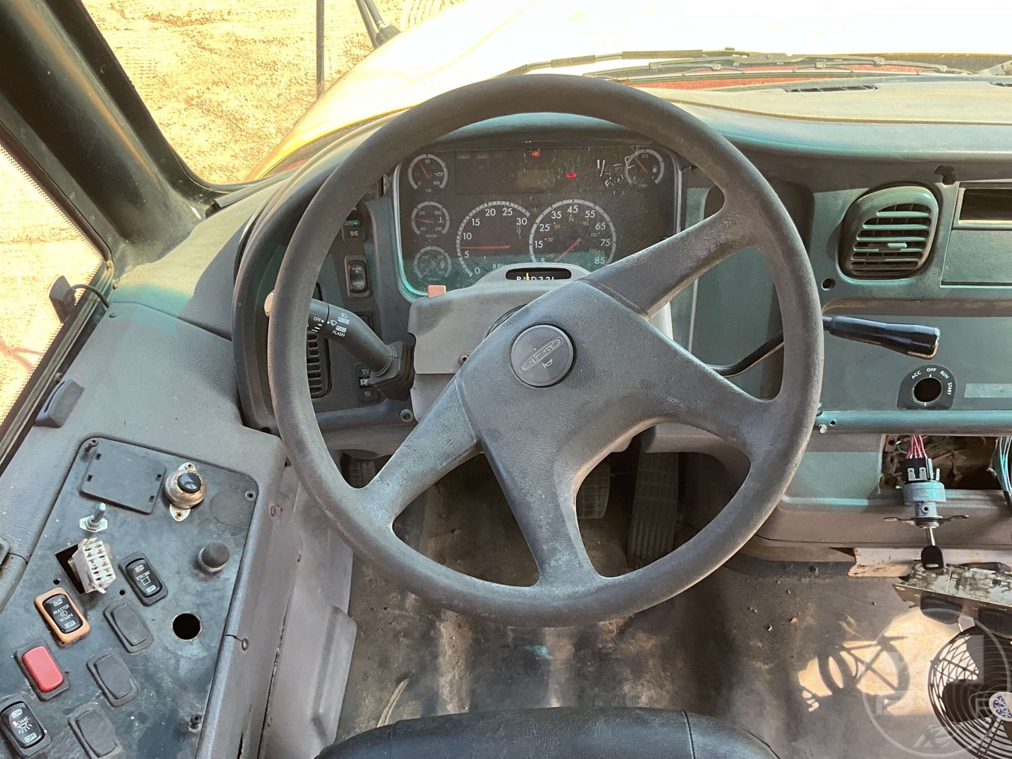 2007 Freightliner B2 BUS CHASSIS