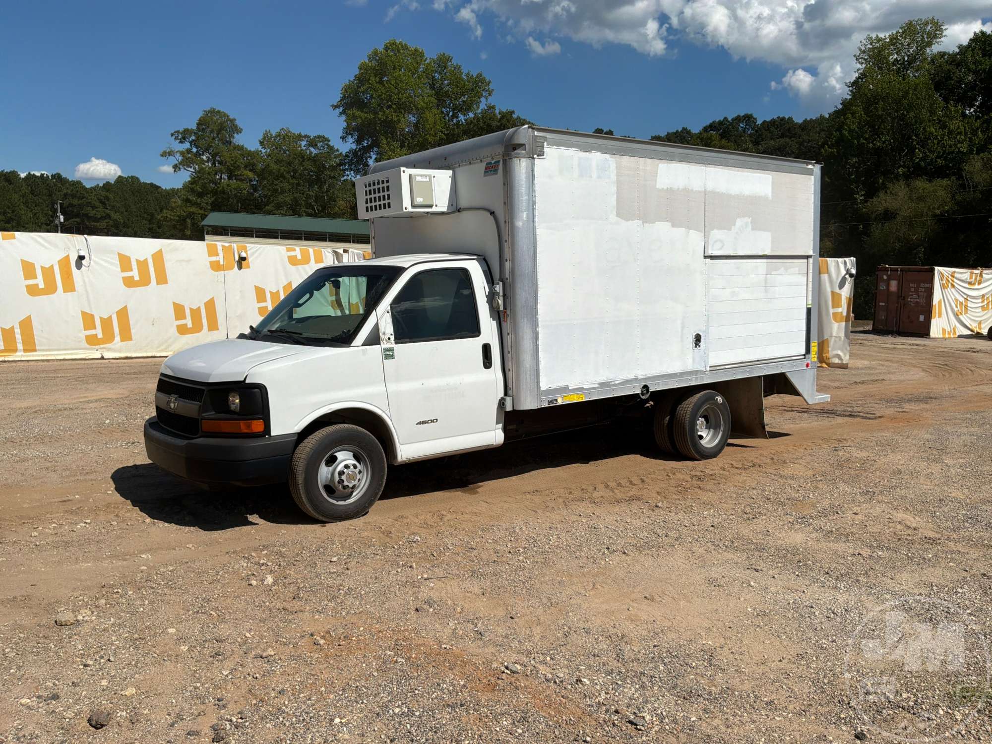 Photo of 2016 Chevrolet EXPRESS