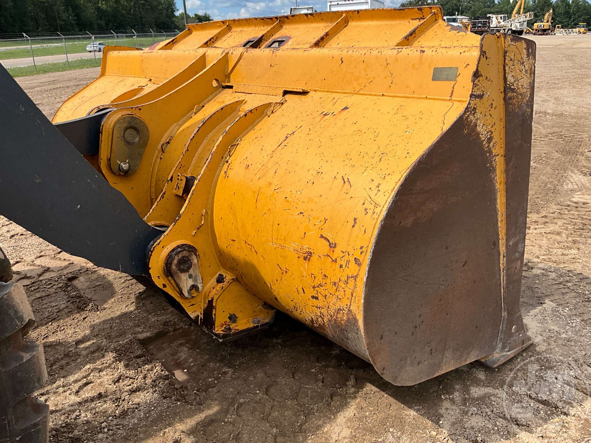 2010 John Deere 644K