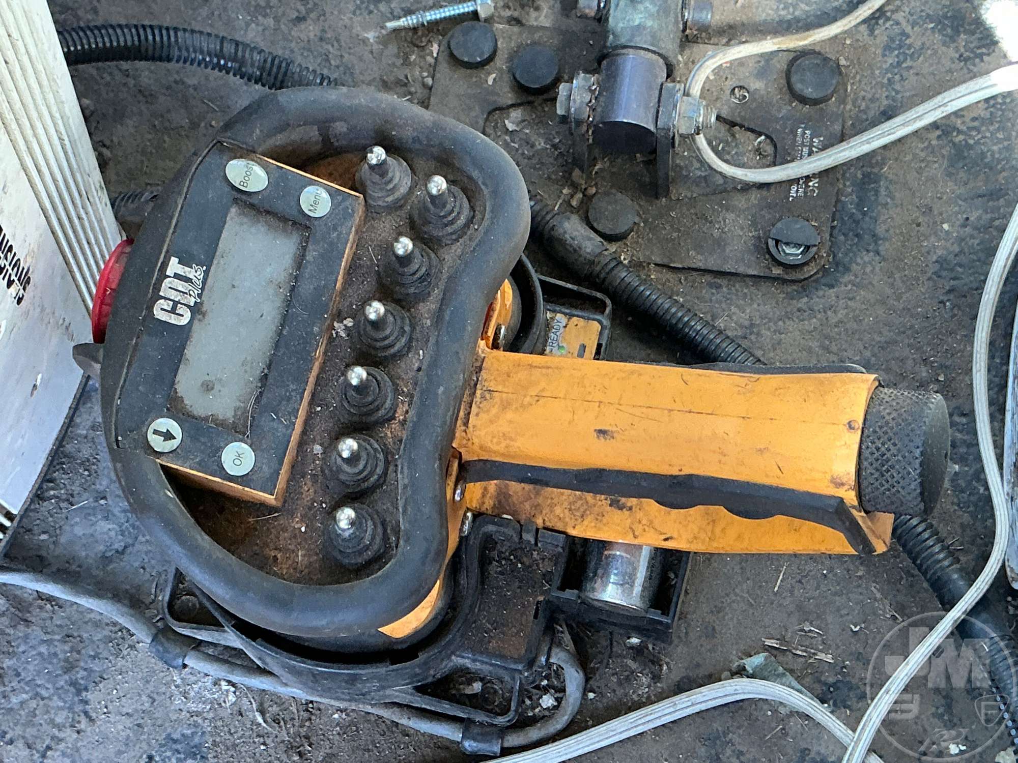 2016 International MA025